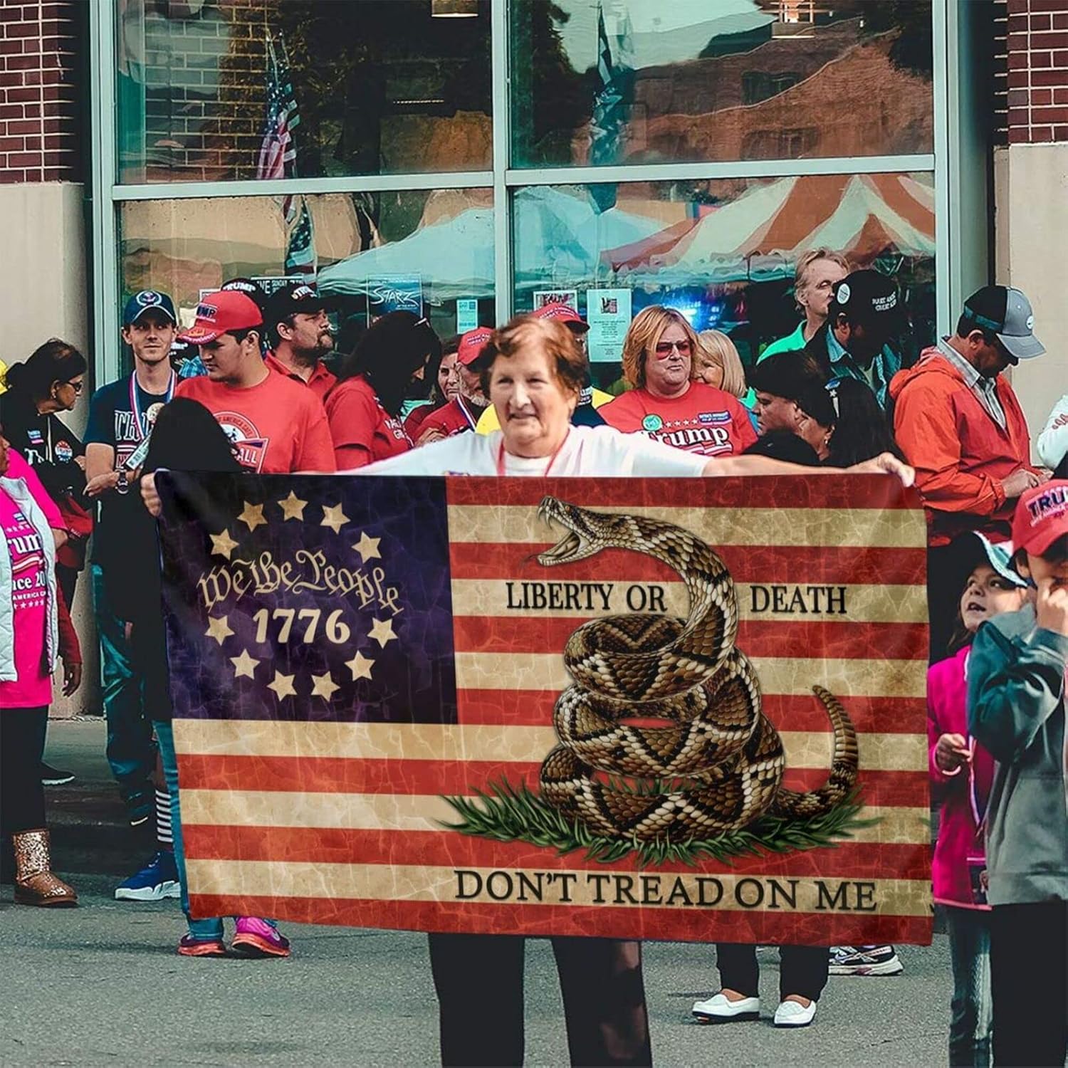 1776 Dont Tread On Me – Bandera de 3 x 5 pies, bandera estadounidense retro con texto en inglés “We The People”, bandera estadounidense del 4 de