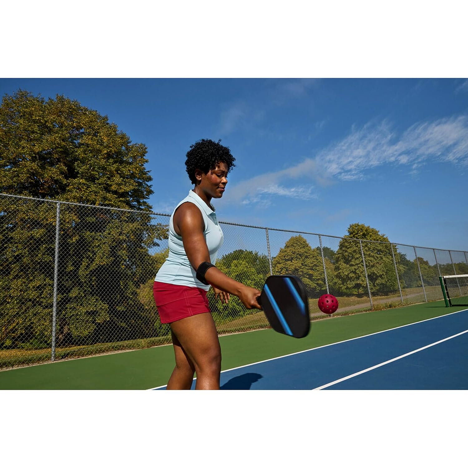 FUTURO Correa de codo de tenis, proporciona un apoyo moderado a tendones débiles, doloridos y lesionados, ajustable