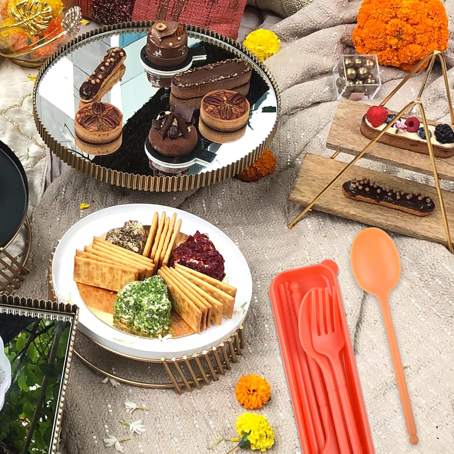 Juego de utensilios reutilizables con estuche, 4 juegos de cucharas y tenedores de plástico, juego de utensilios de plástico para camping, juego de