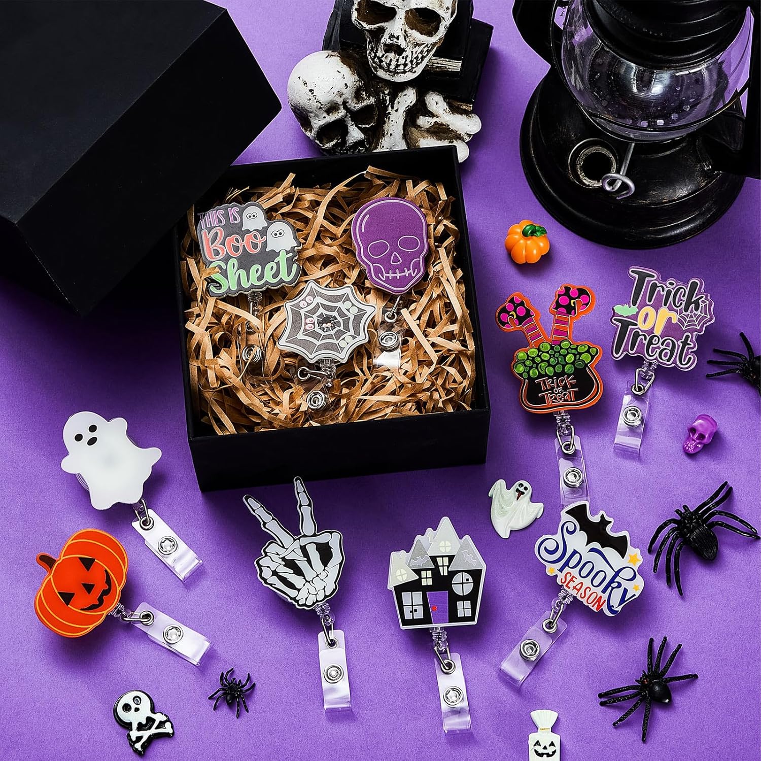 10 carretes de insignias de Halloween que brillan en la oscuridad, carretes retráctiles de Halloween para enfermeras, lindos portatarjetas de