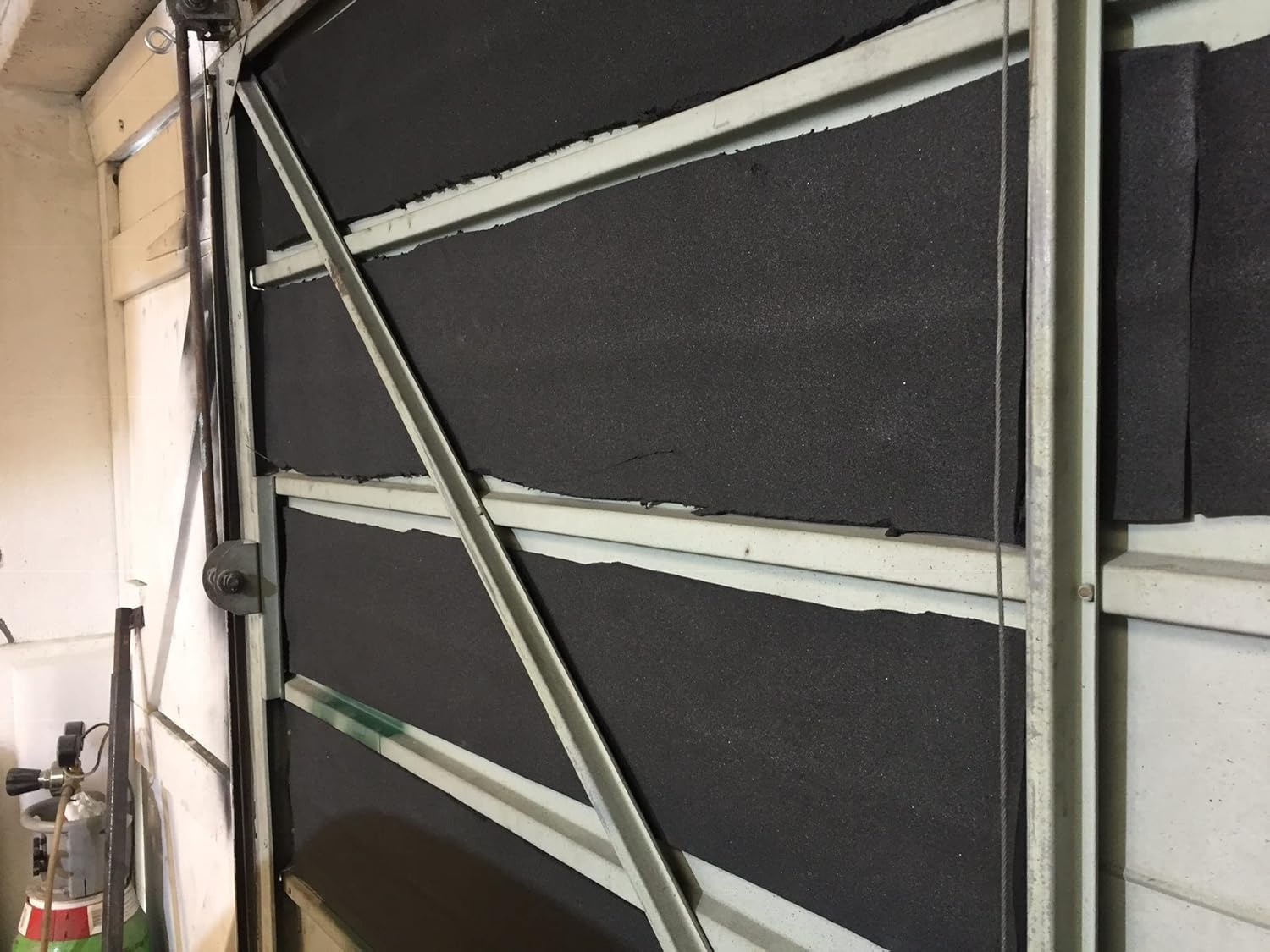 Aislador de amortiguación de sonido, material de amortiguación de sonido para automóvil, espuma de aislamiento a prueba de sonido de 455 mil (12
