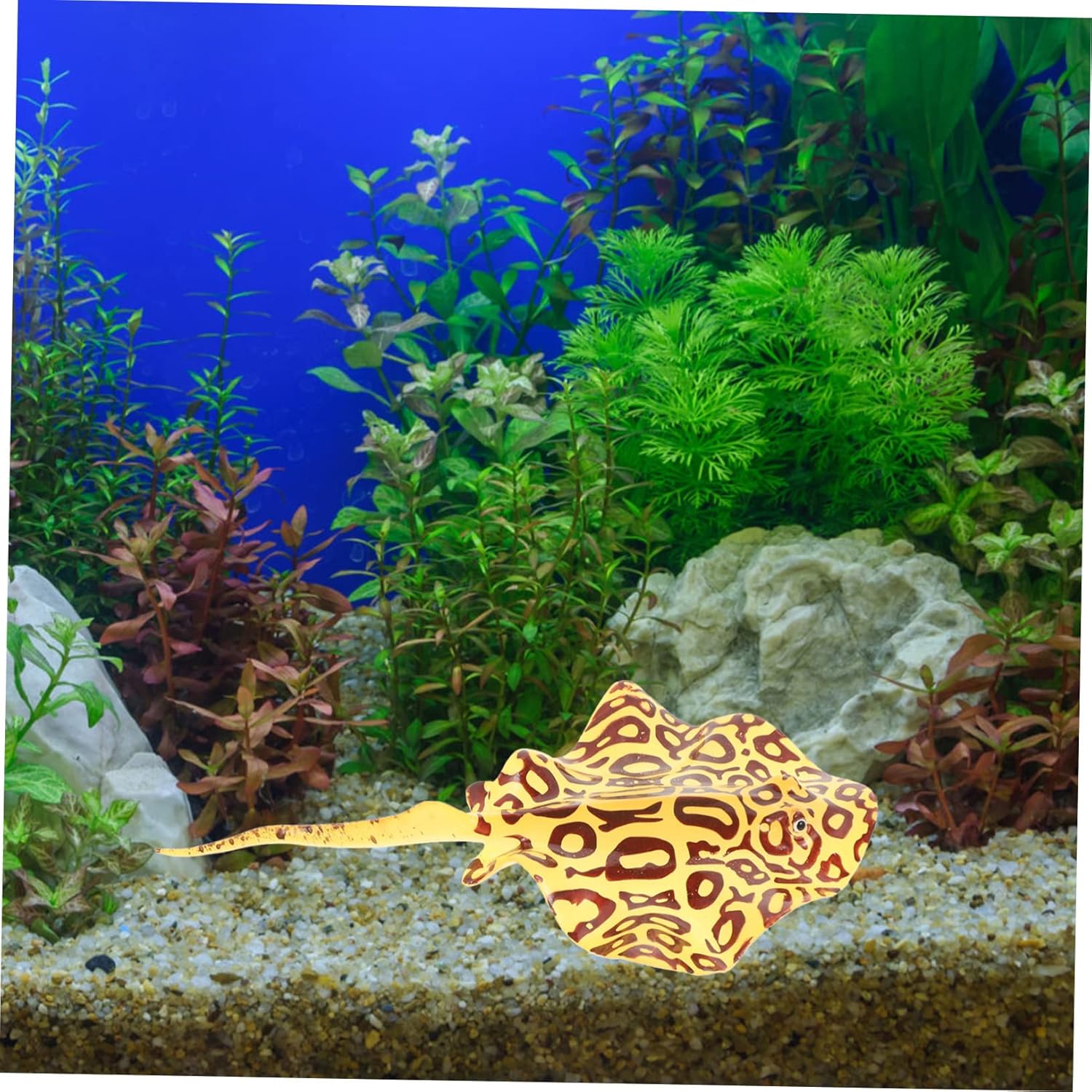 HAPINARY 2 piezas de simulación de peces diablo de plástico para pecera de plástico para peces flotantes, figuras de acuario, adornos de pesca,