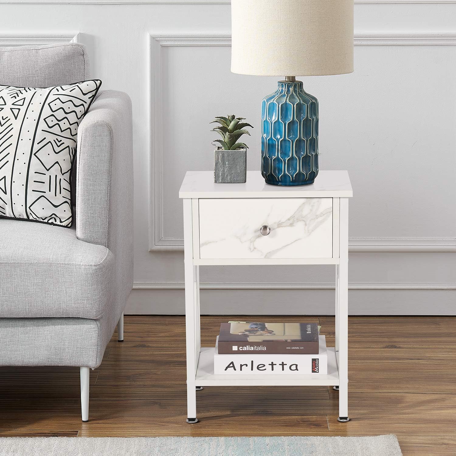 VECELO Mesa lateral con repisas Diseño en X Buró Mesa de noche Mueble versátil para sala de estar o dormitorio
