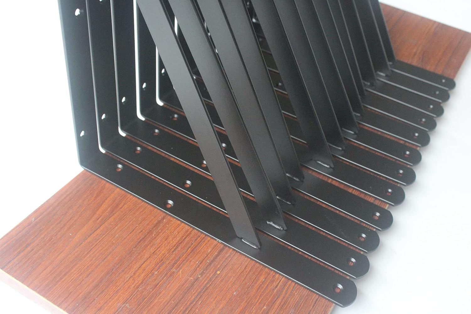 Paquete de 16 soportes de estante resistentes negros de 22 pulgadas de largo x 12 pulgadas de alto con tornillos, soportes de estante de metal,