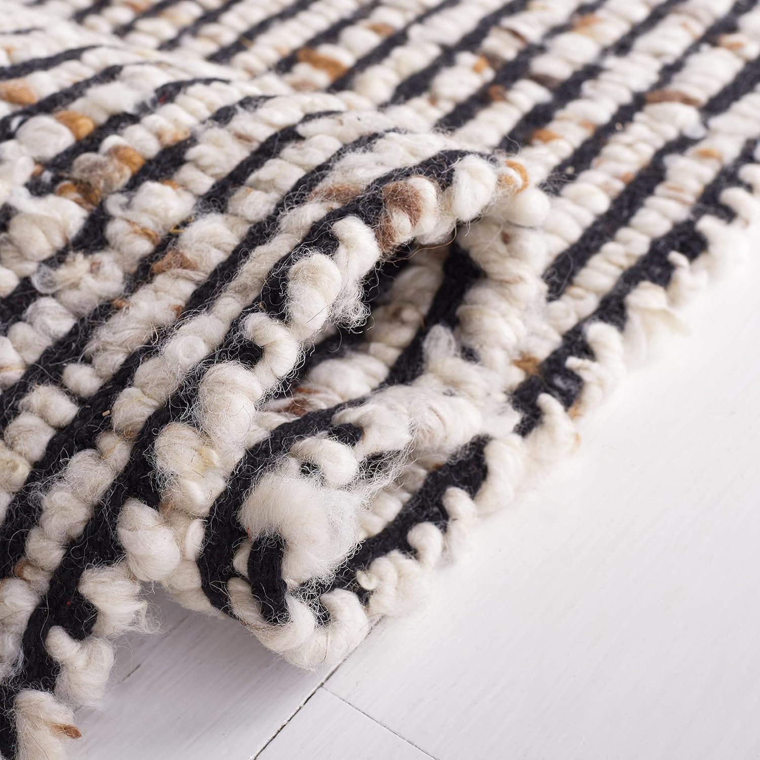 SAFAVIEH Natura Collection – Alfombra redonda de 6 pies, color negro y marfil, hecha a mano de lana y yute, ideal para zonas de alto tráfico en sala