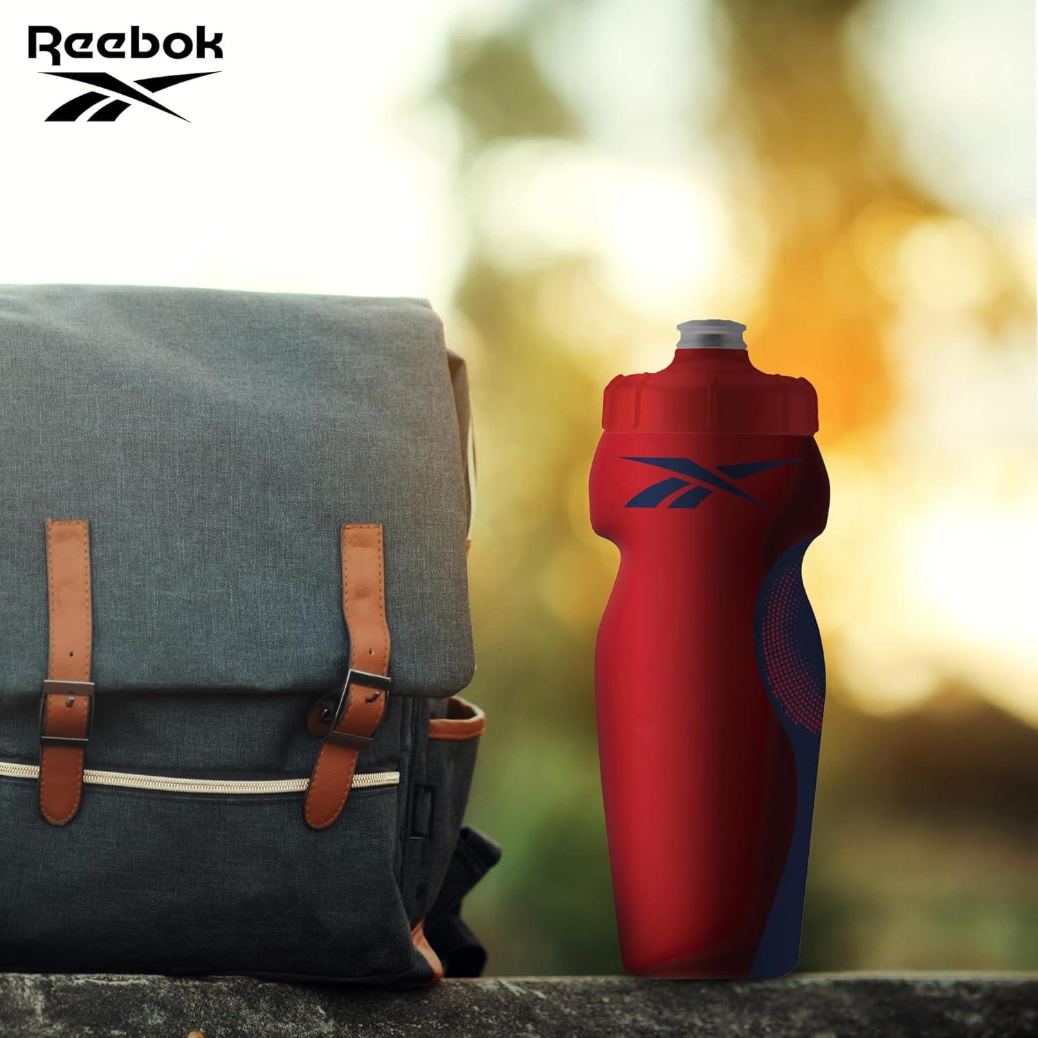 Reebok Botellas de agua para apretar con diseño atlético, botella de agua de 24 onzas, botella de agua deportiva – Botella de agua reutilizable para