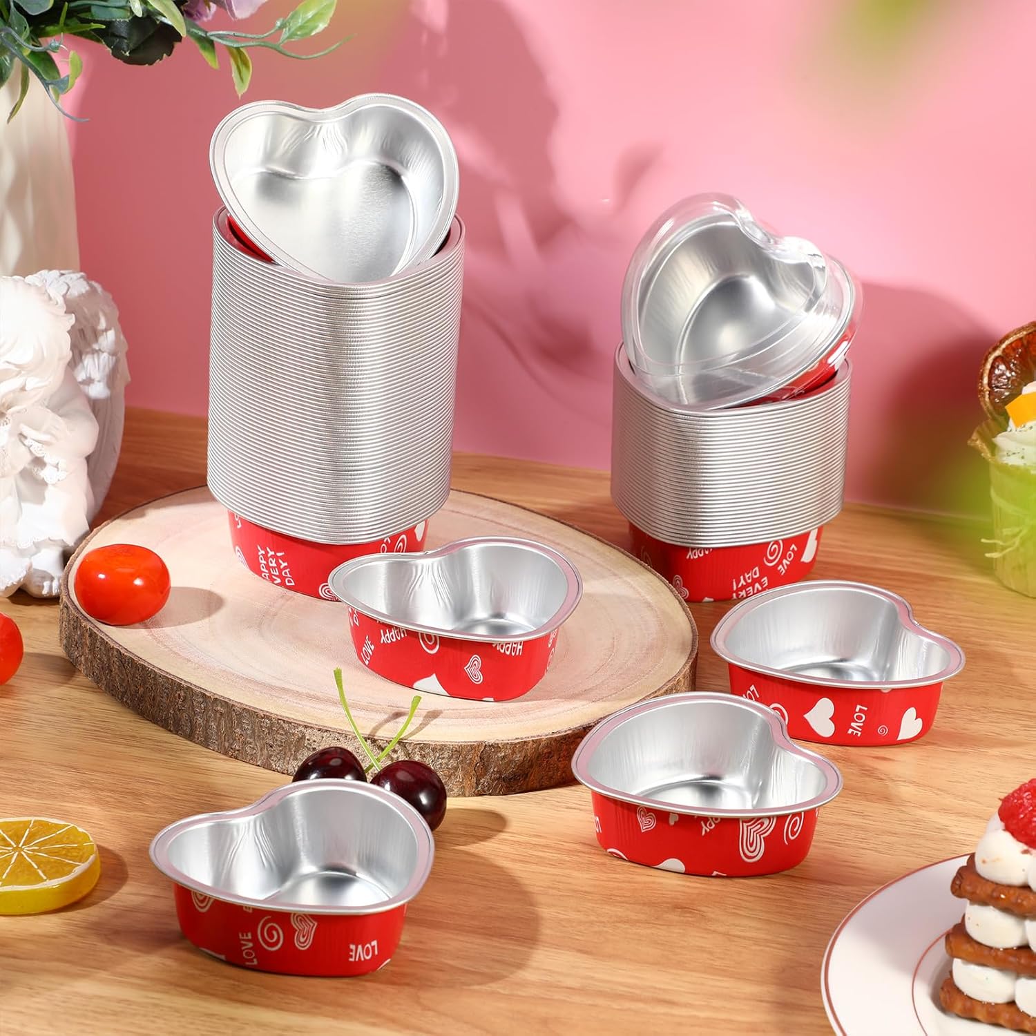 Juego de 100 moldes de papel de aluminio en forma de corazón, mini tazas para cupcakes con tapas, molde para flan, desechables, para Navidad,