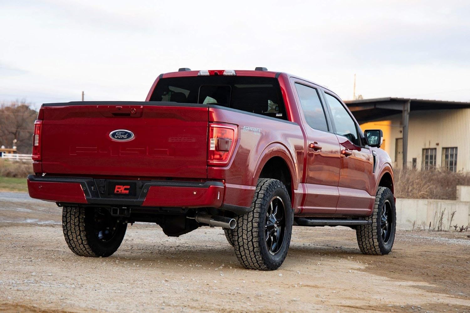 Rough Country Kit de elevación de suspensión de nailon de 2 pulgadas para Ford F-150 2WD4WD 21-24 – 57100