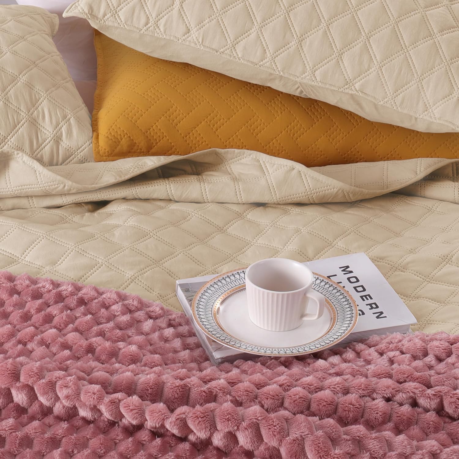 Exclusivo Mezcla Juego de edredón tamaño individual, colcha suave de hueso beige para todas las estaciones, juego de ropa de cama ligero y moderno