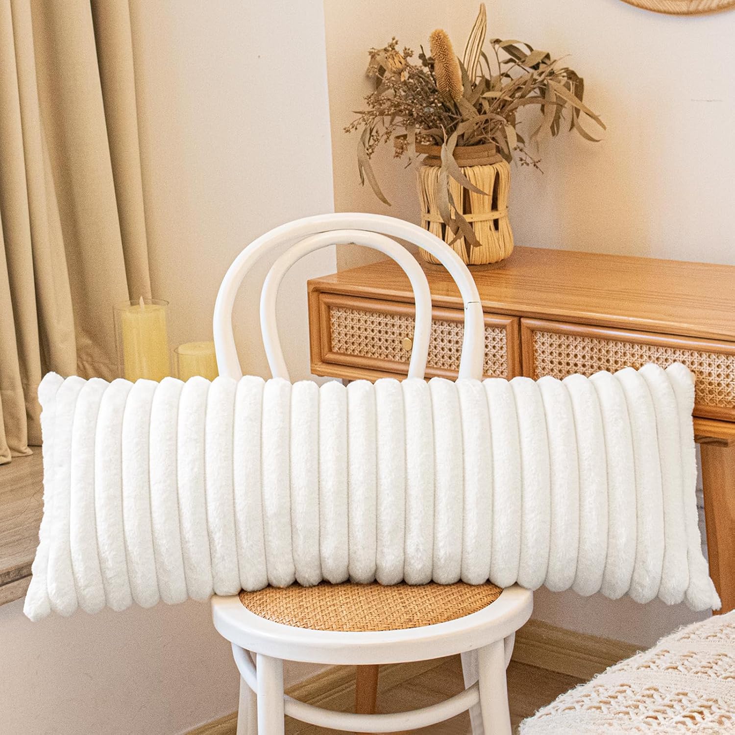 Fundas de almohada lumbar de piel sintética de 14 x 36 pulgadas, color blanco crema, suave, decorativa, funda de almohada lumbar, lujosa funda de