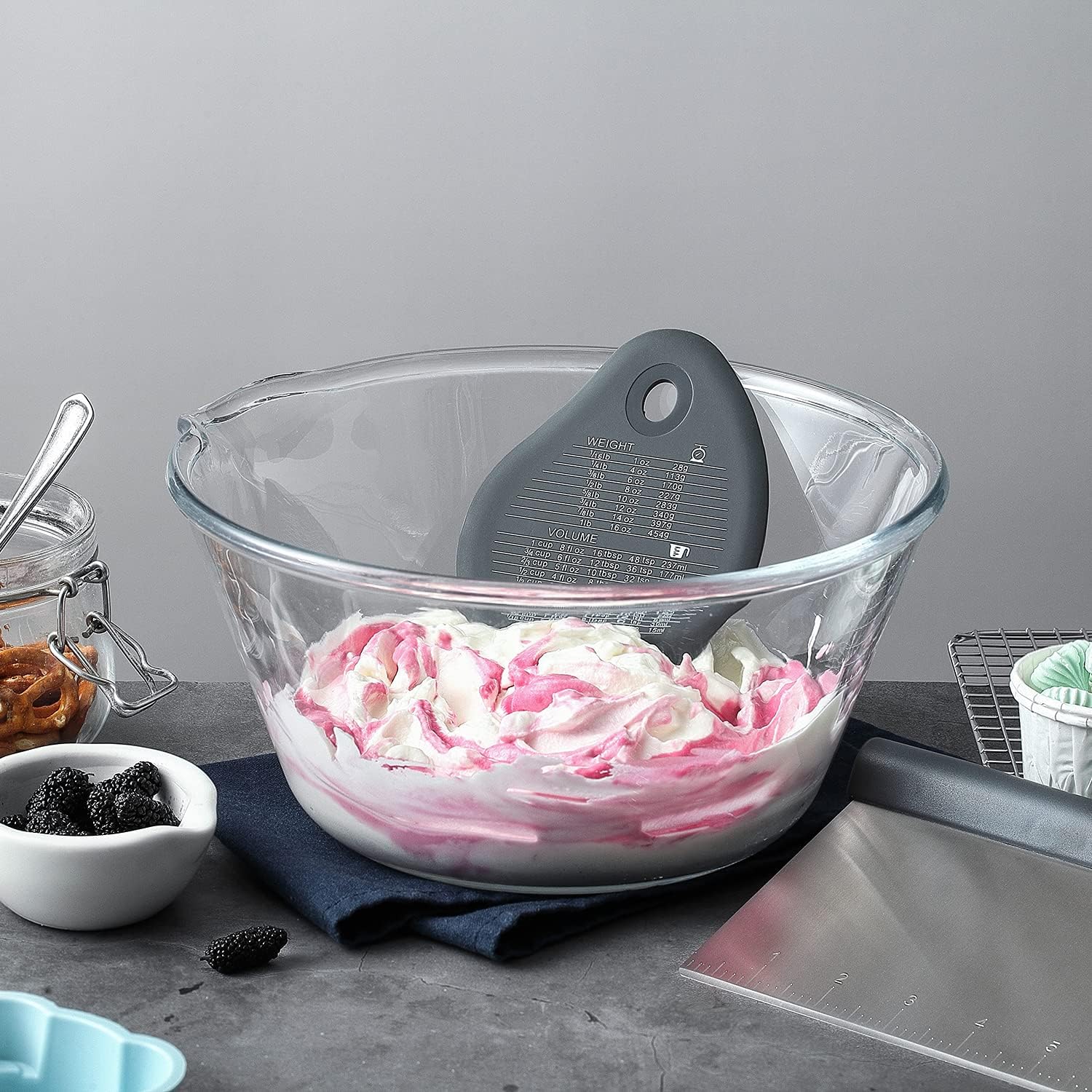 Spring Chef Raspador de banco gris  Herramienta de corte de masa de acero inoxidable con cuenco raspador de repostería para pizza, pan, pastel,