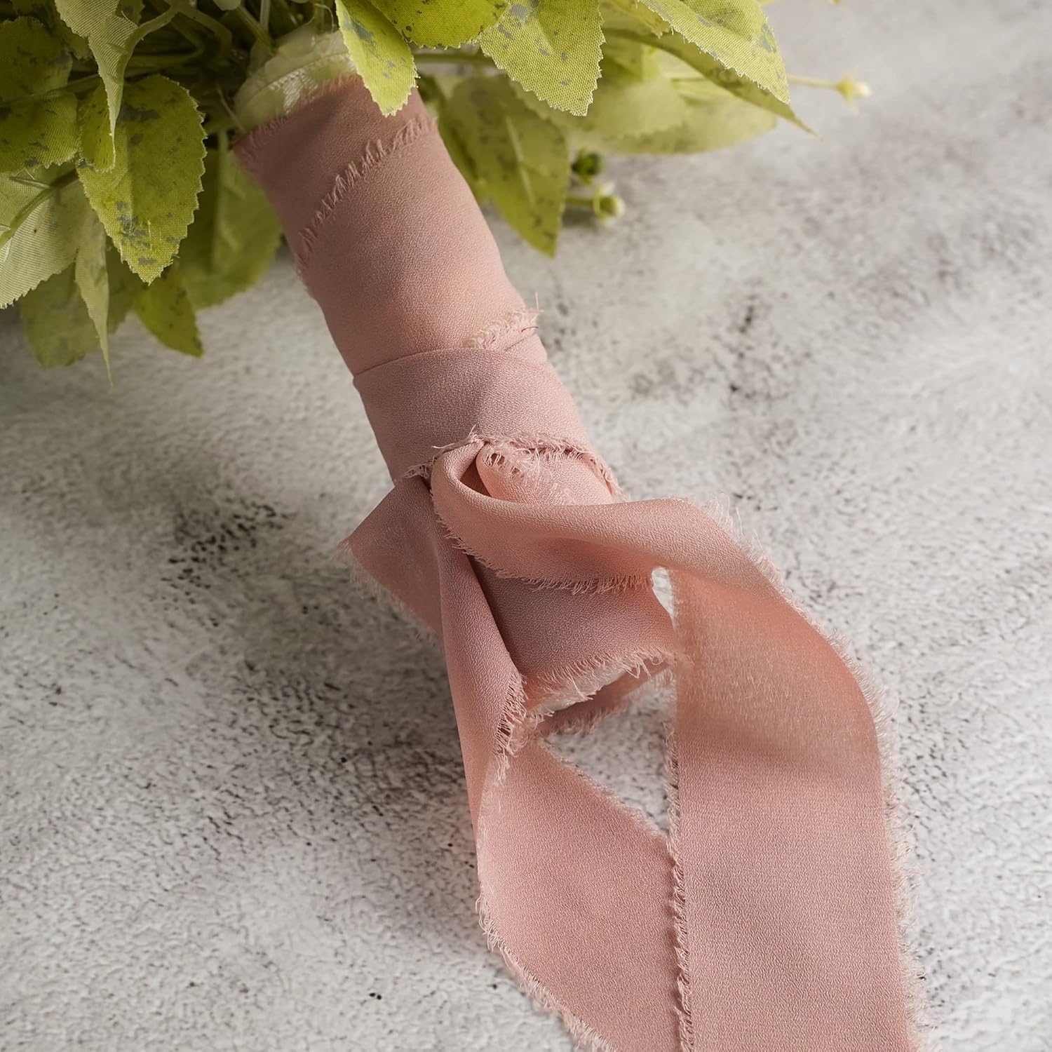 MEEDEE Cinta de gasa hecha a mano con flecos, cinta de seda de gasa de 1.5 pulgadas x 6 yardas, juego de cintas color rosa polvoriento, rosa y