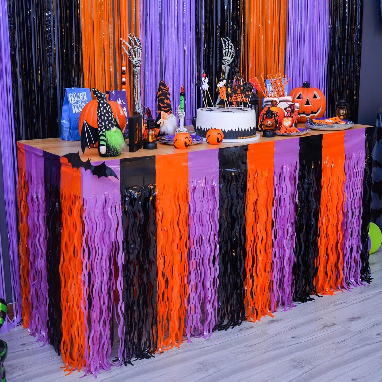 LOLStar Decoraciones de fiesta de Halloween, paquete de 4 faldas de mesa onduladas de oropel metálico con flecos de papel de aluminio para mesa