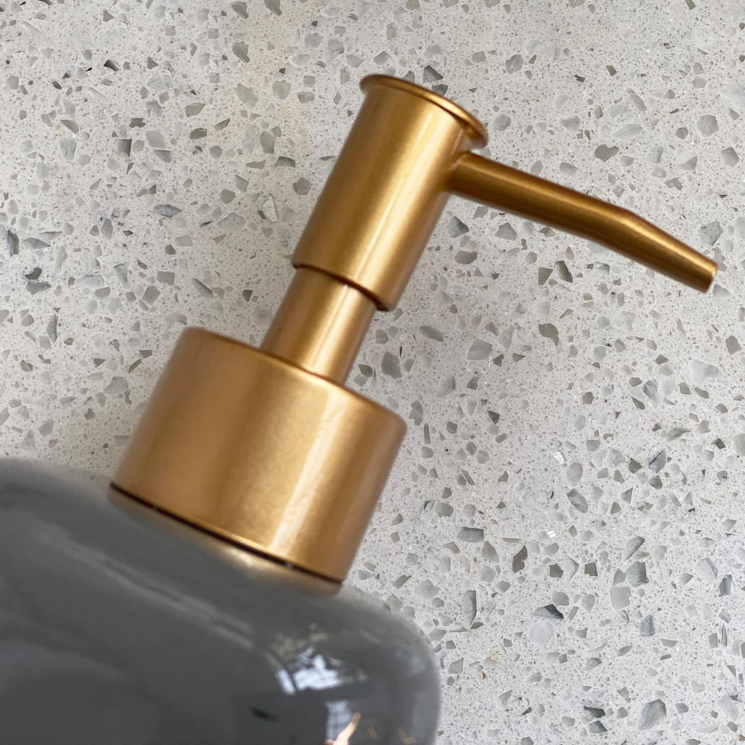 Dispensador de jabón cuadrado de 10 onzas, dispensador de jabón negro para baño, dispensador de jabón líquido de cerámica con bomba dorada,