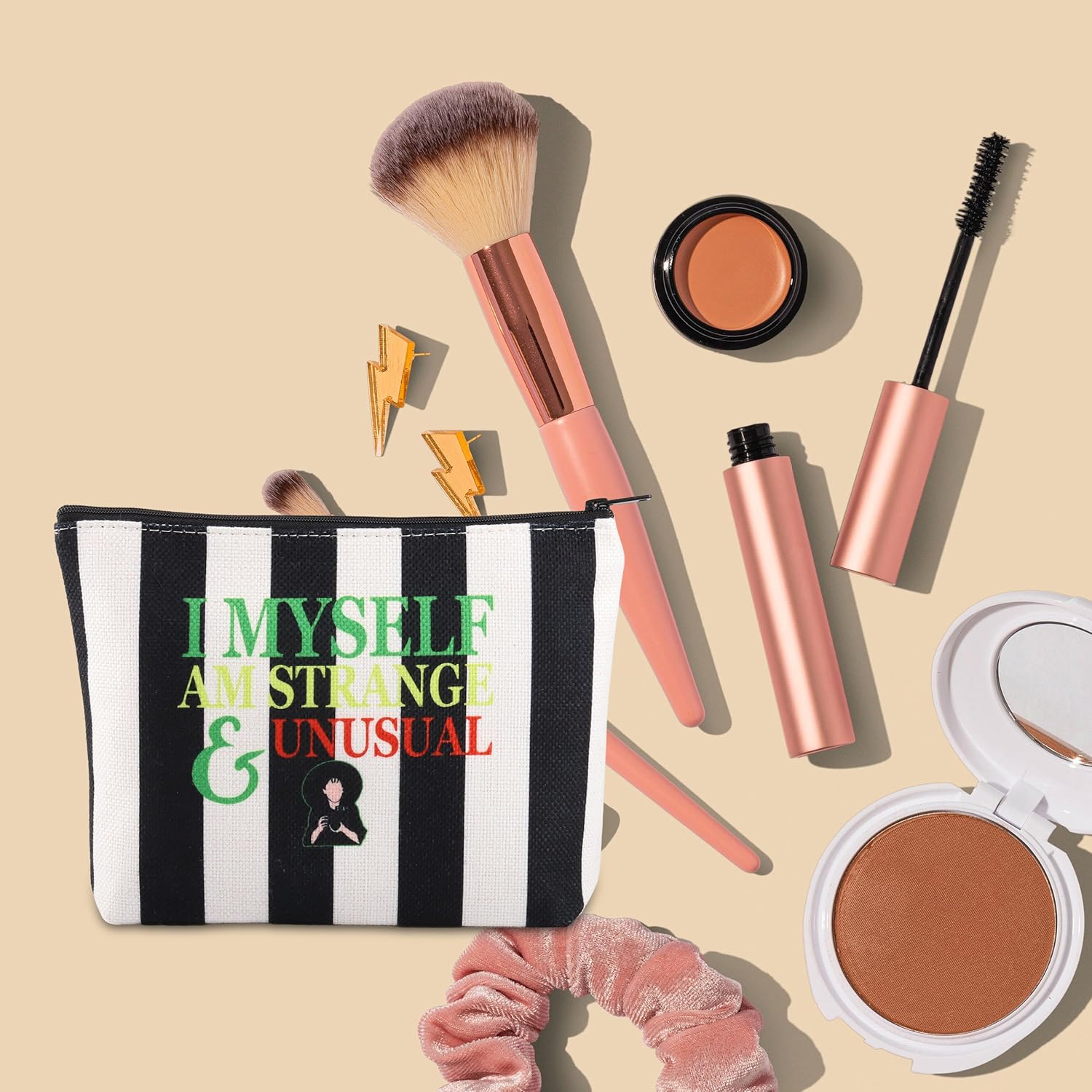 FOTAP Lydia Regalo de película de terror, regalo de Lydia, bolsa de maquillaje, bolsa de Halloween, regalo de gusano de arena, regalo gótico,
