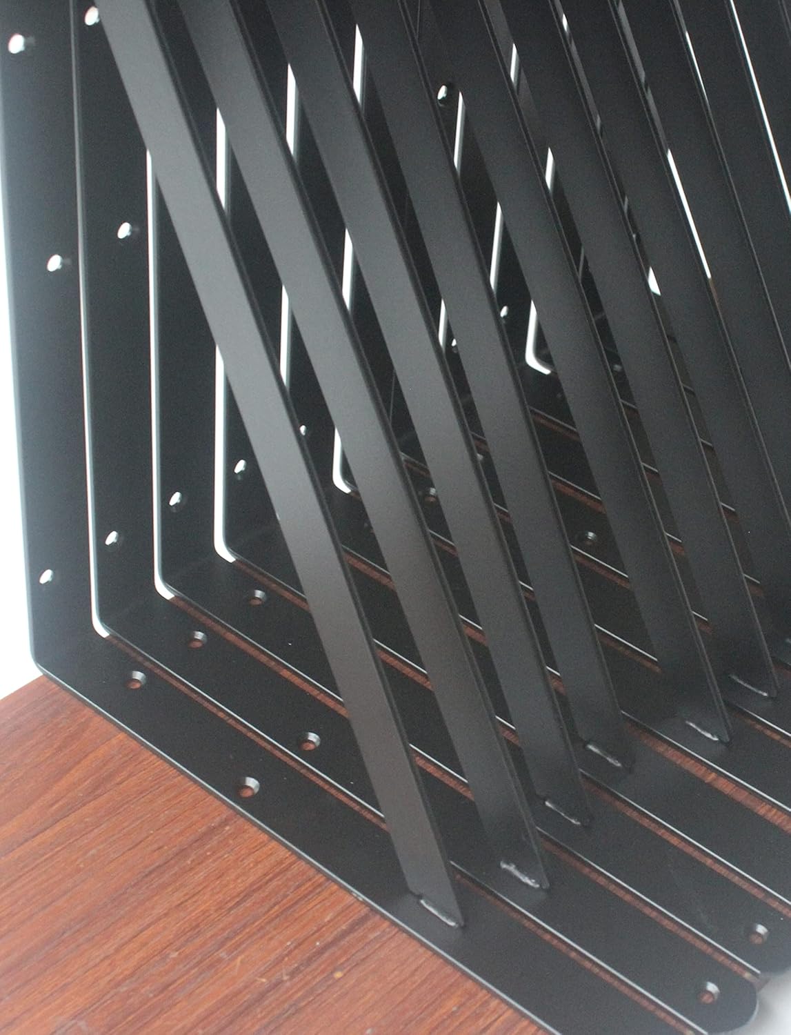 Paquete de 16 soportes de estante resistentes negros de 22 pulgadas de largo x 12 pulgadas de alto con tornillos, soportes de estante de metal,