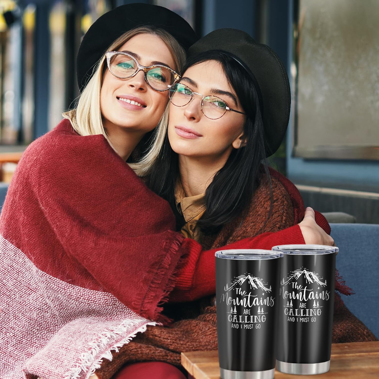 El mejor regalo para los amantes del aire libre, The Mountains Are Calling, vaso de 20 onzas, regalos para entusiastas del aire libre, taza de café