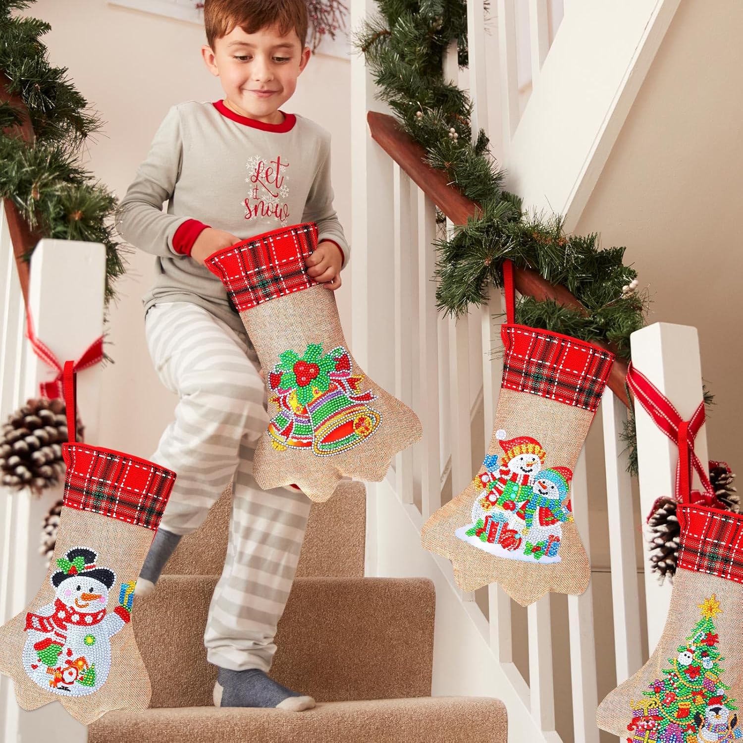 6 juegos de medias de pintura de diamantes 5D de Navidad, calcetín de Navidad, muñeco de nieve, arte de diamantes de Navidad, kits de pintura de