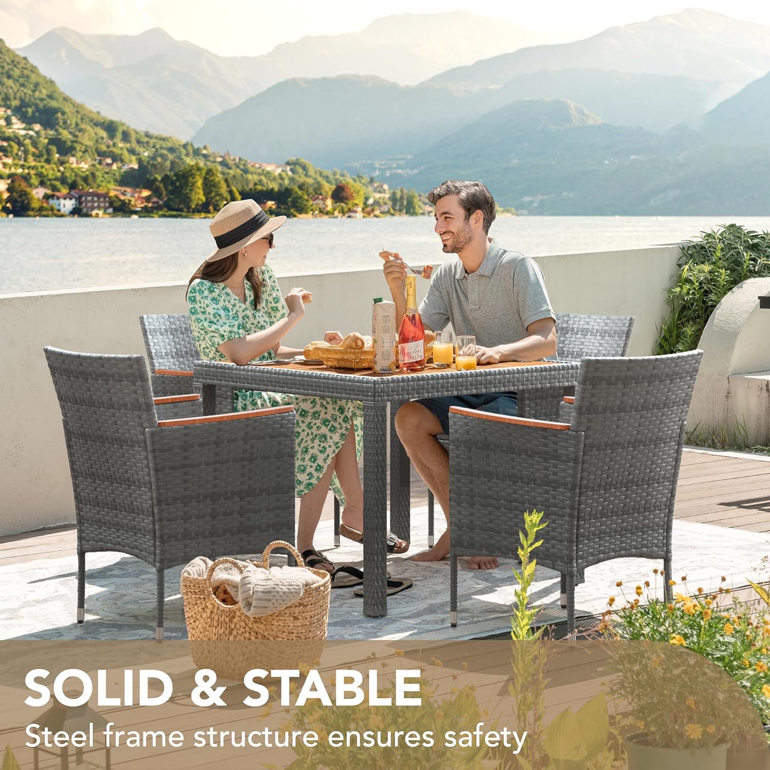 Devoko Juego de 5 muebles, conversación de patio con parte superior de madera de acacia, mesa de comedor al aire libre de ratán y sillas para patio