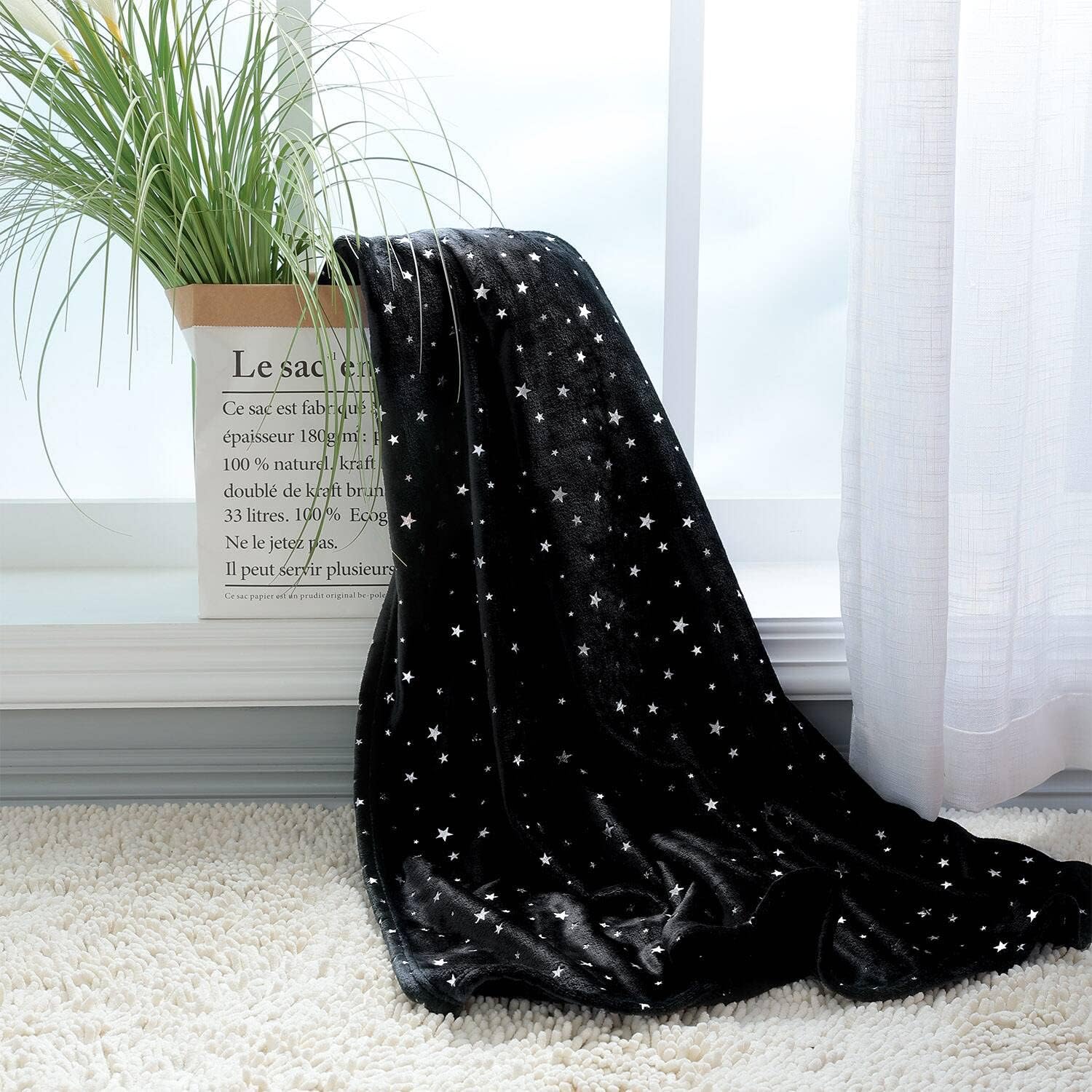 NANPIPER Manta de forro polar con estampado de estrellas, manta mullida de franela súper suave, 50 x 65 pulgadas, color negro