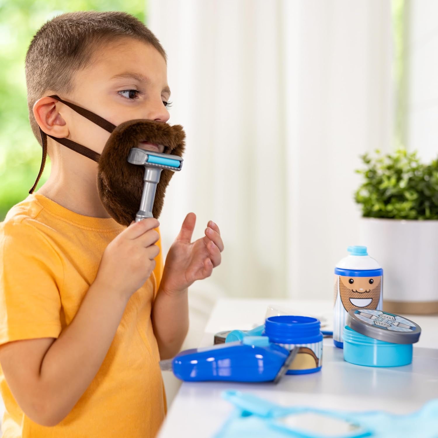 Melissa & Doug Barber Shop – Juego de afeitado para niños y niñas a partir de 3 años, accesorios para barba y afeitado para juegos de rol