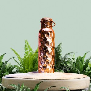 Craft Trade Botella de agua de cobre Ayurveda de cobre para beber, 32 onzas, botella de agua de cobre puro de diamante antiguo con asa, botella de Craft Trade Botella de agua de cobre Ayurveda de cobre para beber, 32 onzas, botella de agua de cobre puro de diamante antiguo con asa, botella de
