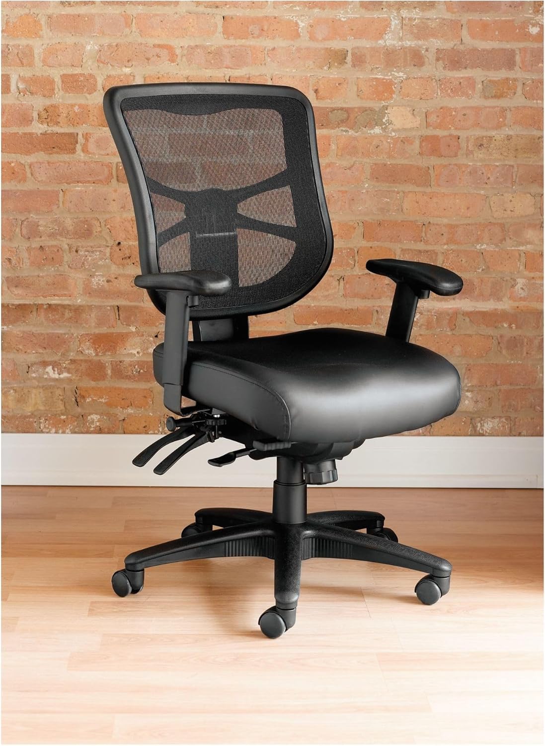 Alera Elusion Series Malla mid-back Multifunction silla, piel negro