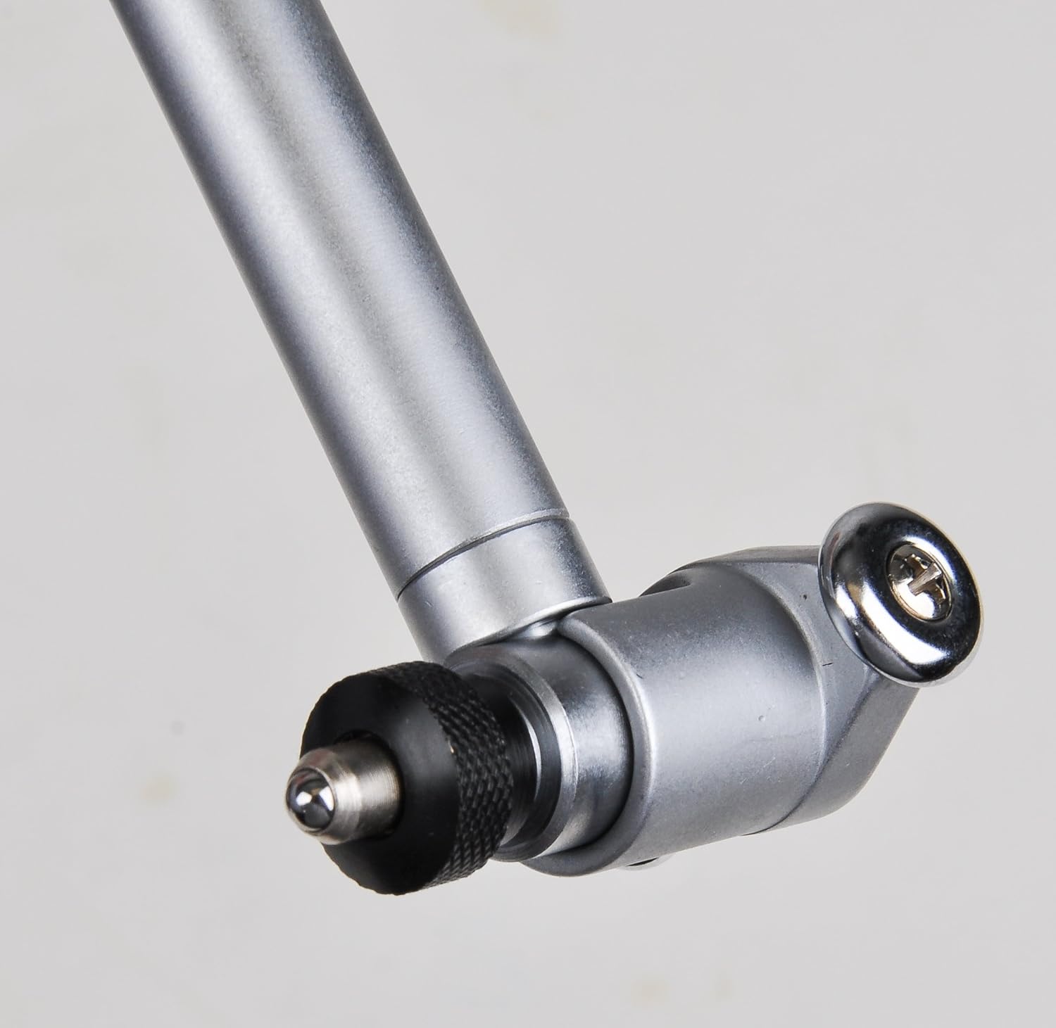 Fowler 52-215-006-1, Juego de micrómetros exteriores con rango de medición de 0 a 6 pulgadas y 52-646-300-0, calibre de diámetro del dial del