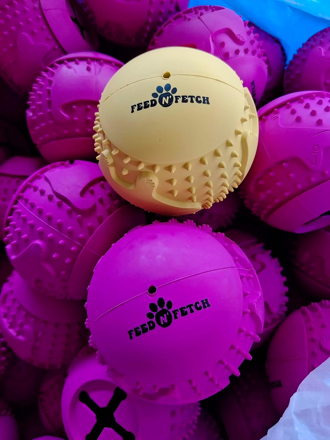 Feed N’ Fetch Paquete de 2 comederos interactivos para perros y limpiador de dientes (razas pequeñasmedianasmedianas)