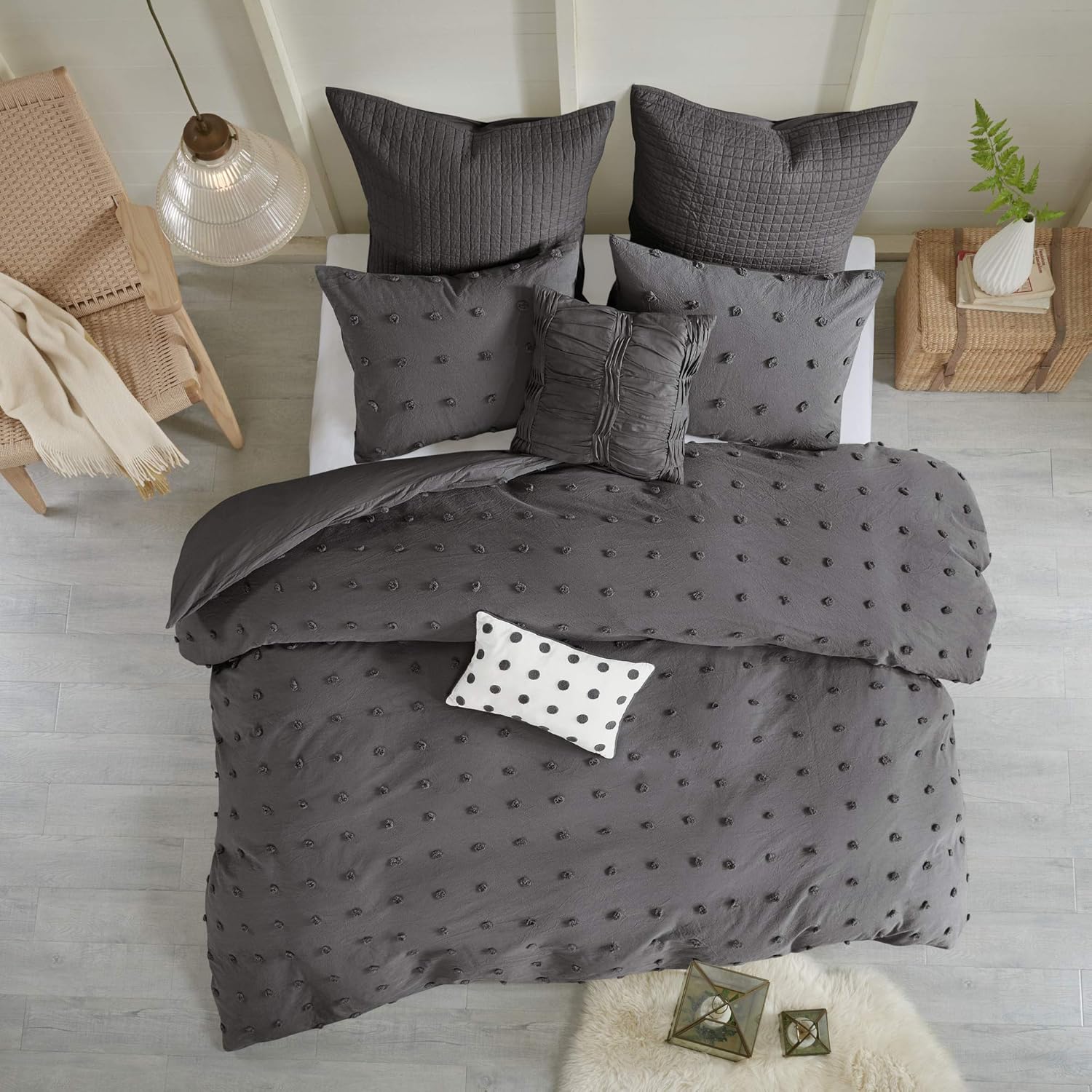 Urban Habitat – Juego de edredón 100% algodón Jacquard, cobertura de edredón para todas las estaciones chic que proporciona un acento desgastado de
