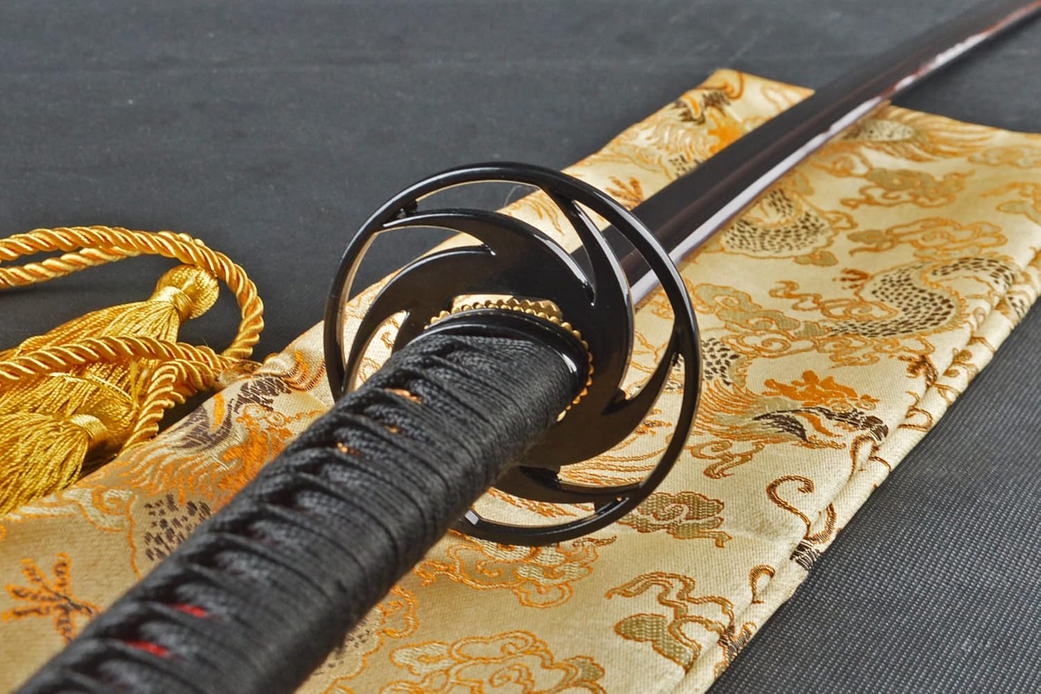 41 inch Hand Forged Japanese Samurai Katana Sword 1095 Carbon SteelDamascus SteelClay Tempering Full Tang Dragon Katana for Man Gift Cosplay