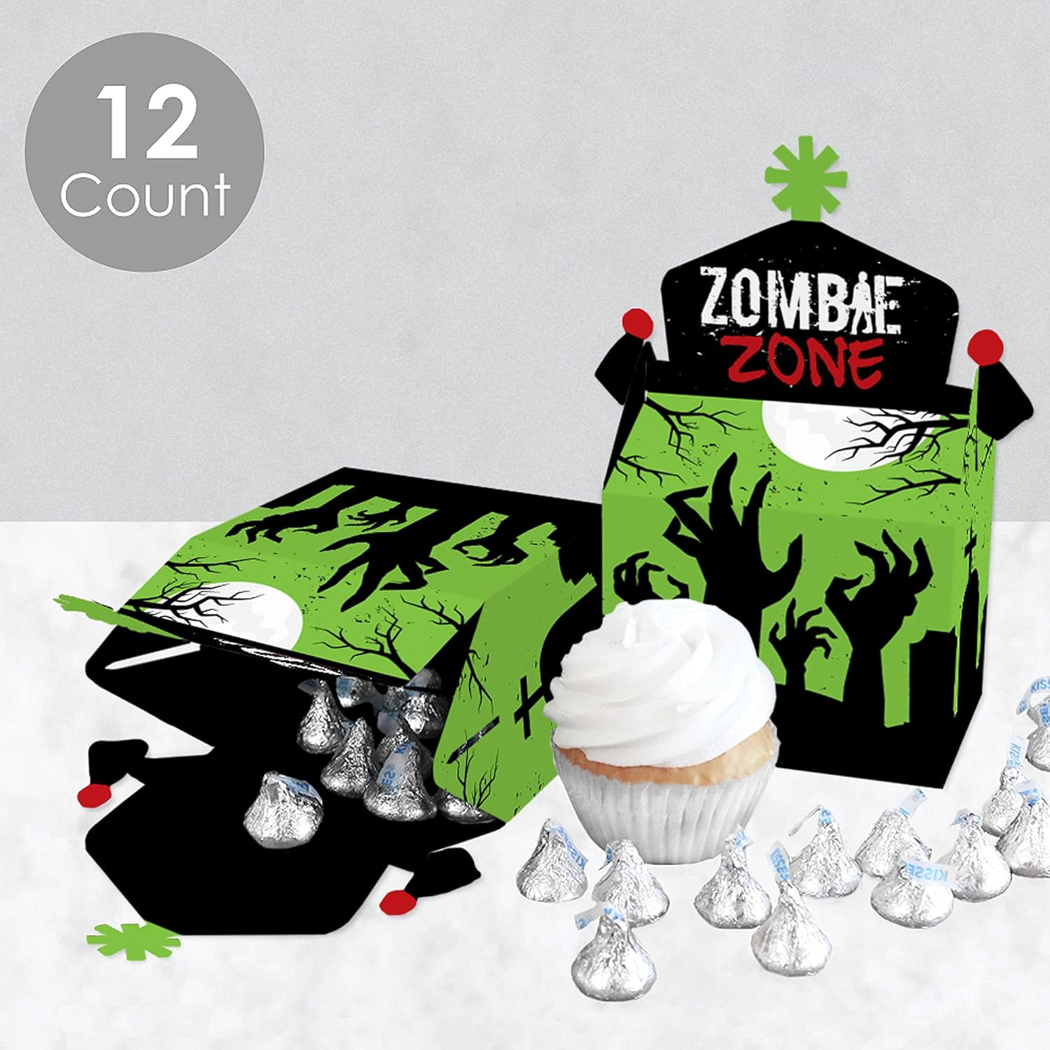 Big Dot of Happiness Zombie Zone – Caja de golosinas para fiestas – Halloween o cumpleaños Zombie Crawl Party Goodie Gable Boxes – Juego de 12