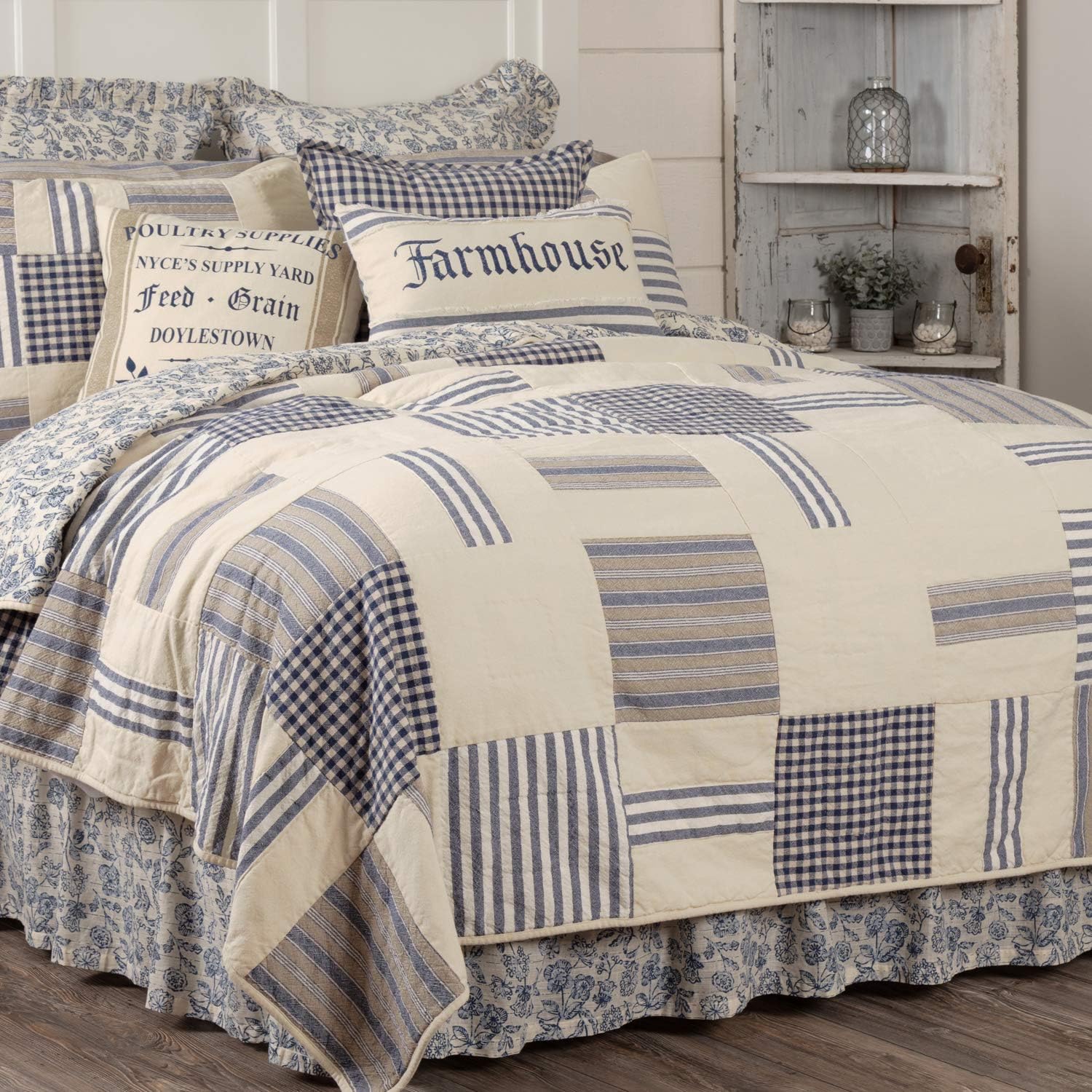 Piper Classics Doylestown – Falda de cama floral tamaño Queen con caída de 16 pulgadas, volantes de polvo reunidos azul y crema, casa de campo,