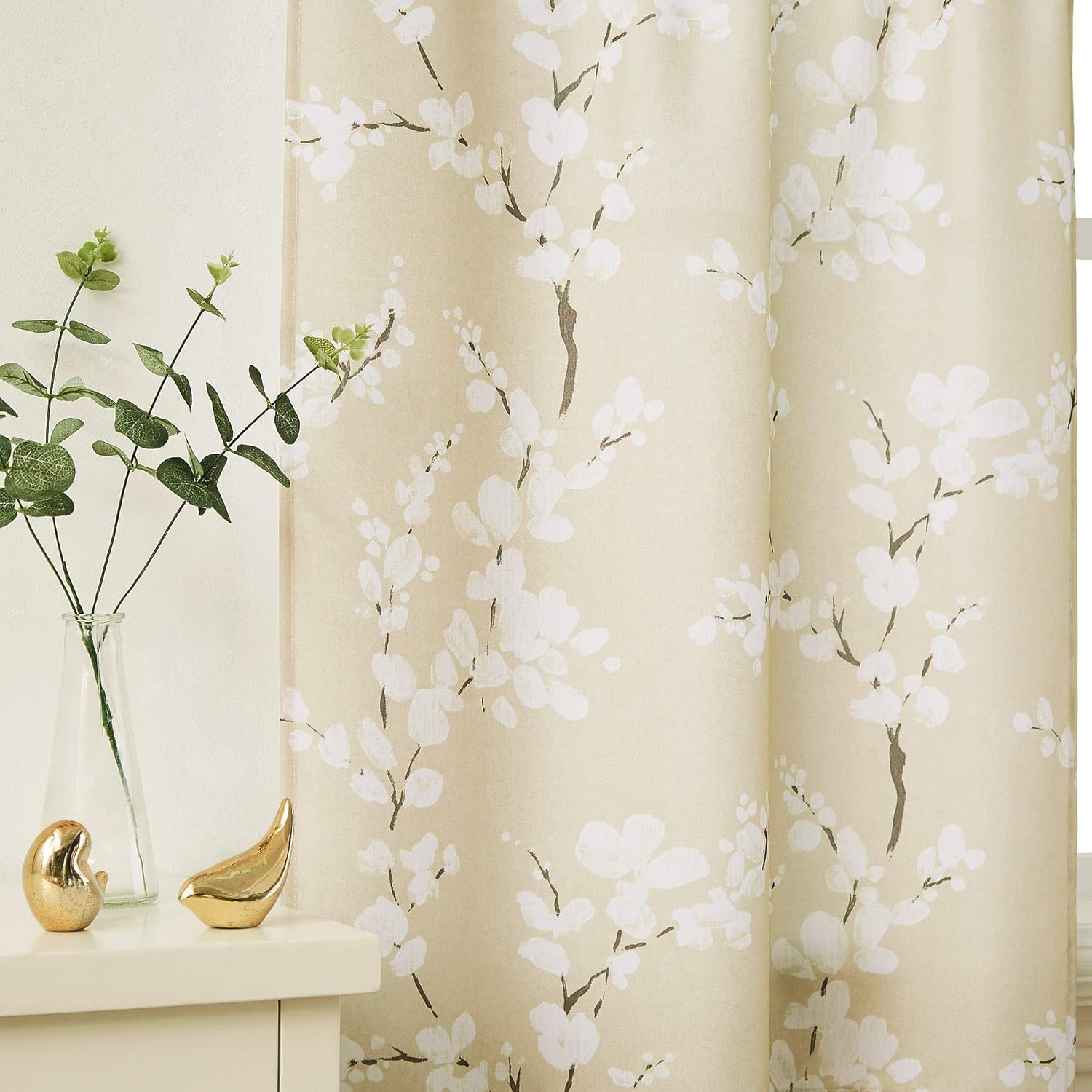 FMFUNCTEX Cortinas de cocina beige de 36 pulgadas de largo, estampado de flores blancas en lienzo, juegos de cortinas para ventanas pequeñas,