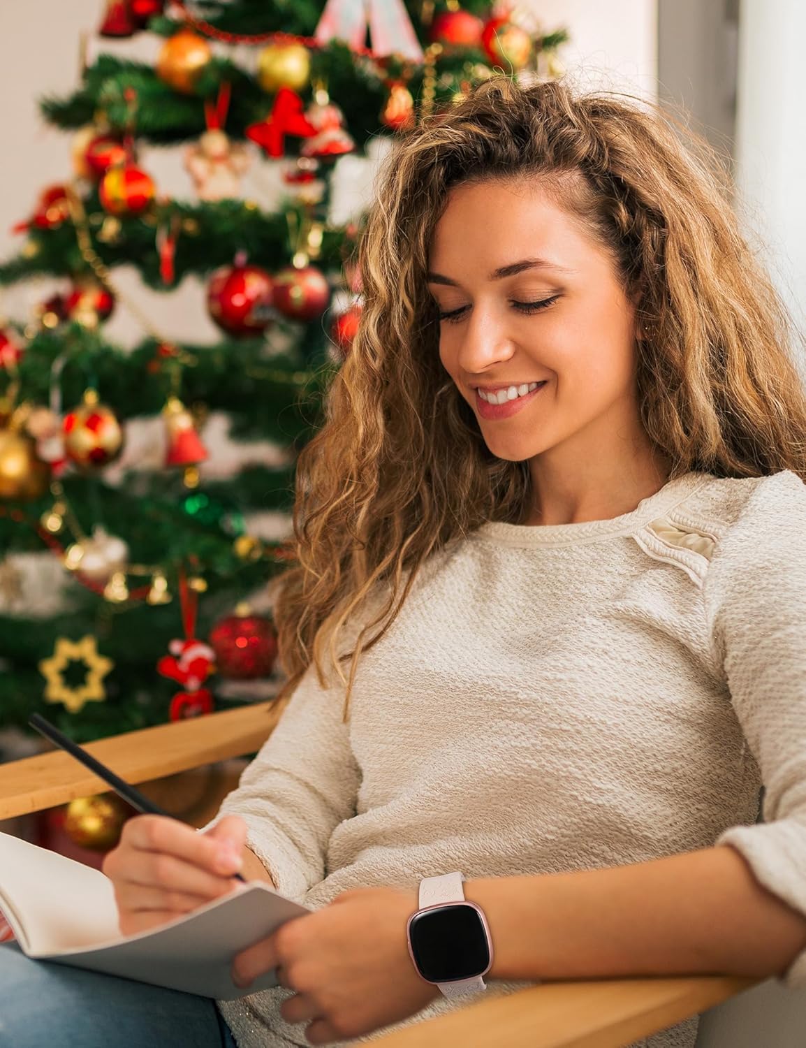 W-RARA Correa de reloj grabada de Navidad compatible con Fitbit Versa 4Versa 3Sense 2Sense, mujeres y hombres, silicona suave, lindo muñeco de