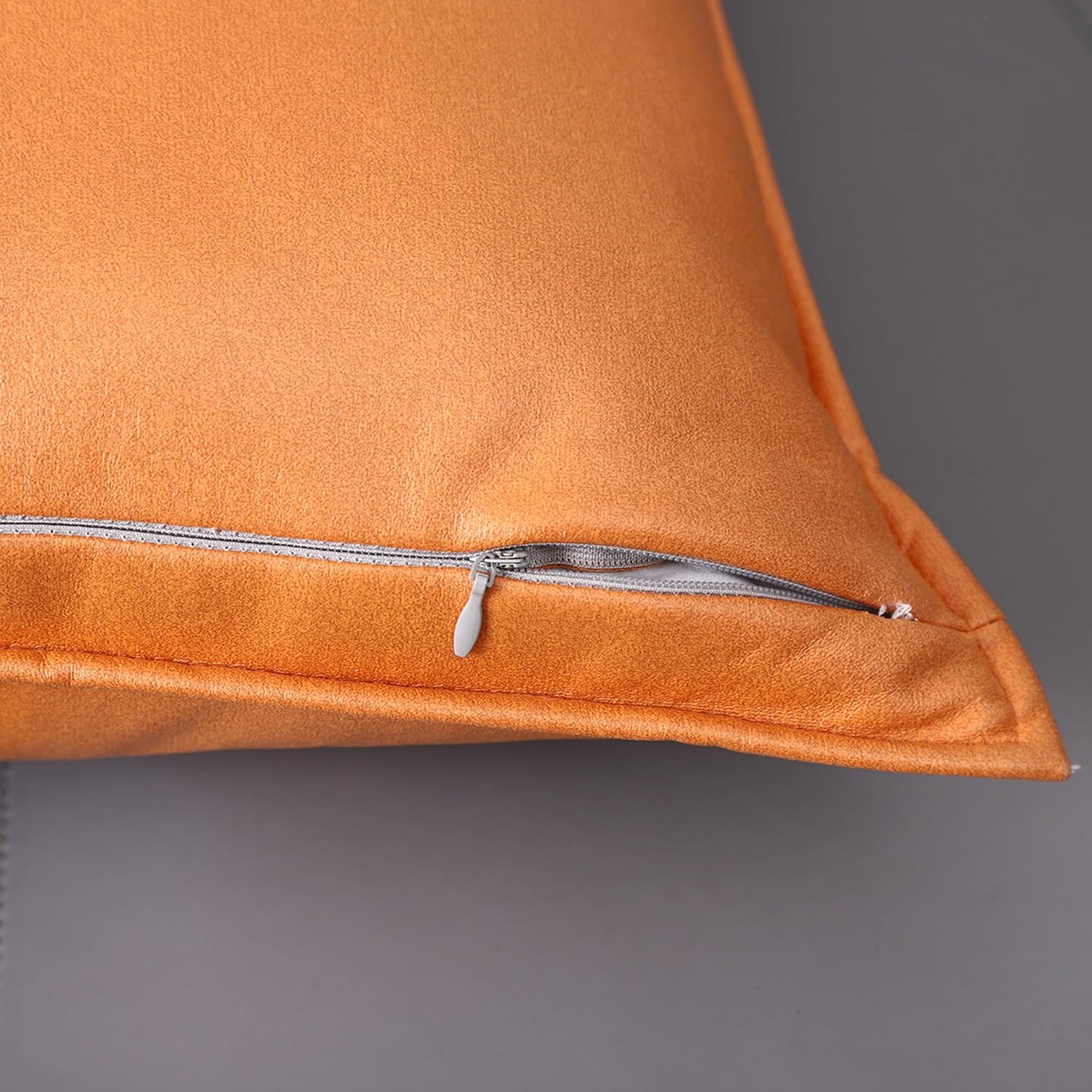 LAT – Juego de 2 fundas de almohada cuadradas impermeables de piel sintética de 18 x 18 pulgadas, para decoración moderna y sólida, para tienda,
