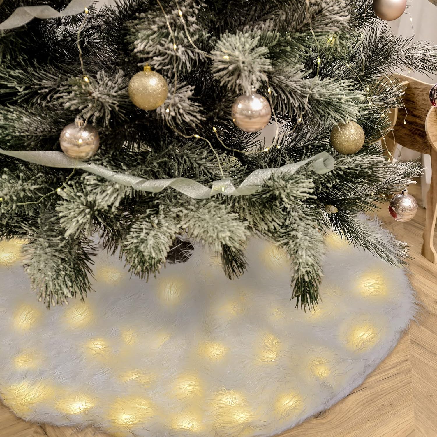 Falda de árbol de Navidad con luz LED, falda de árbol de piel sintética de felpa blanca iluminada, manta de nieve de Navidad para decoración de
