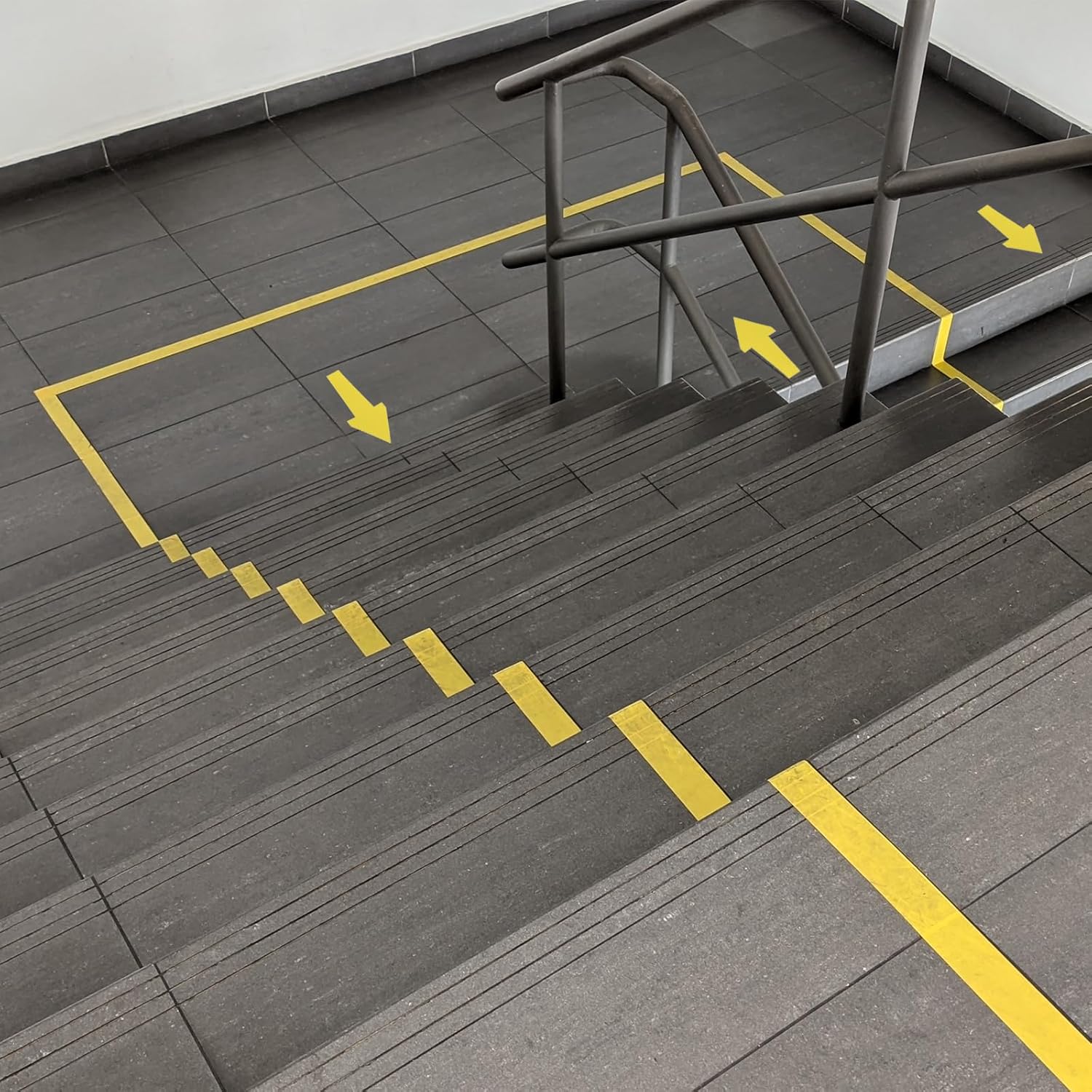 PATIKIL Pegatina de flecha de 8 x 4 pulgadas, 20 piezas de PVC removibles autoadhesivas impermeables para piso, letrero de flecha para instrucciones