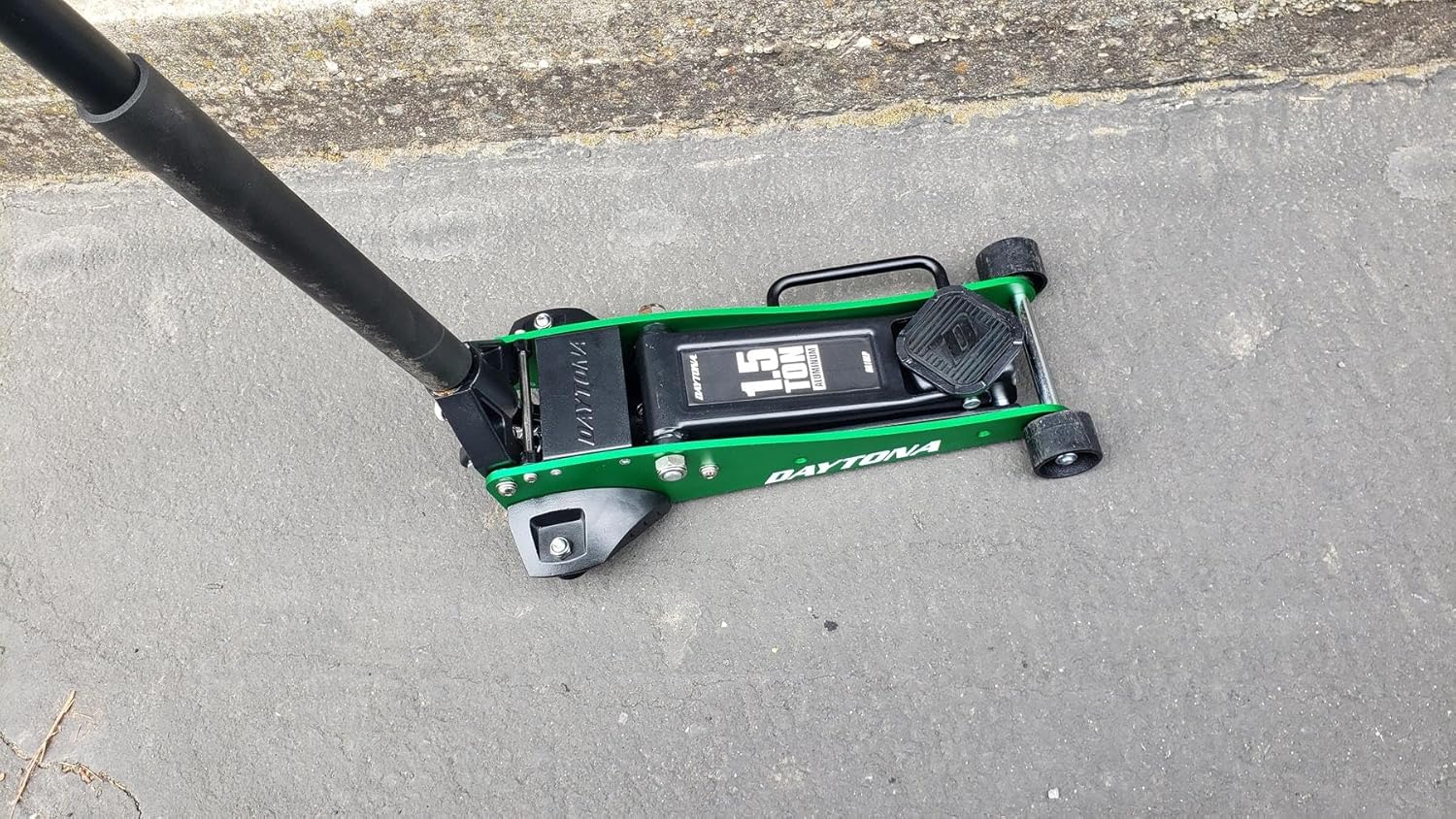 Professional Racing Gato de piso de aluminio de perfil bajo 1.5 toneladas (3,000 libras) Daytona, verde y negro