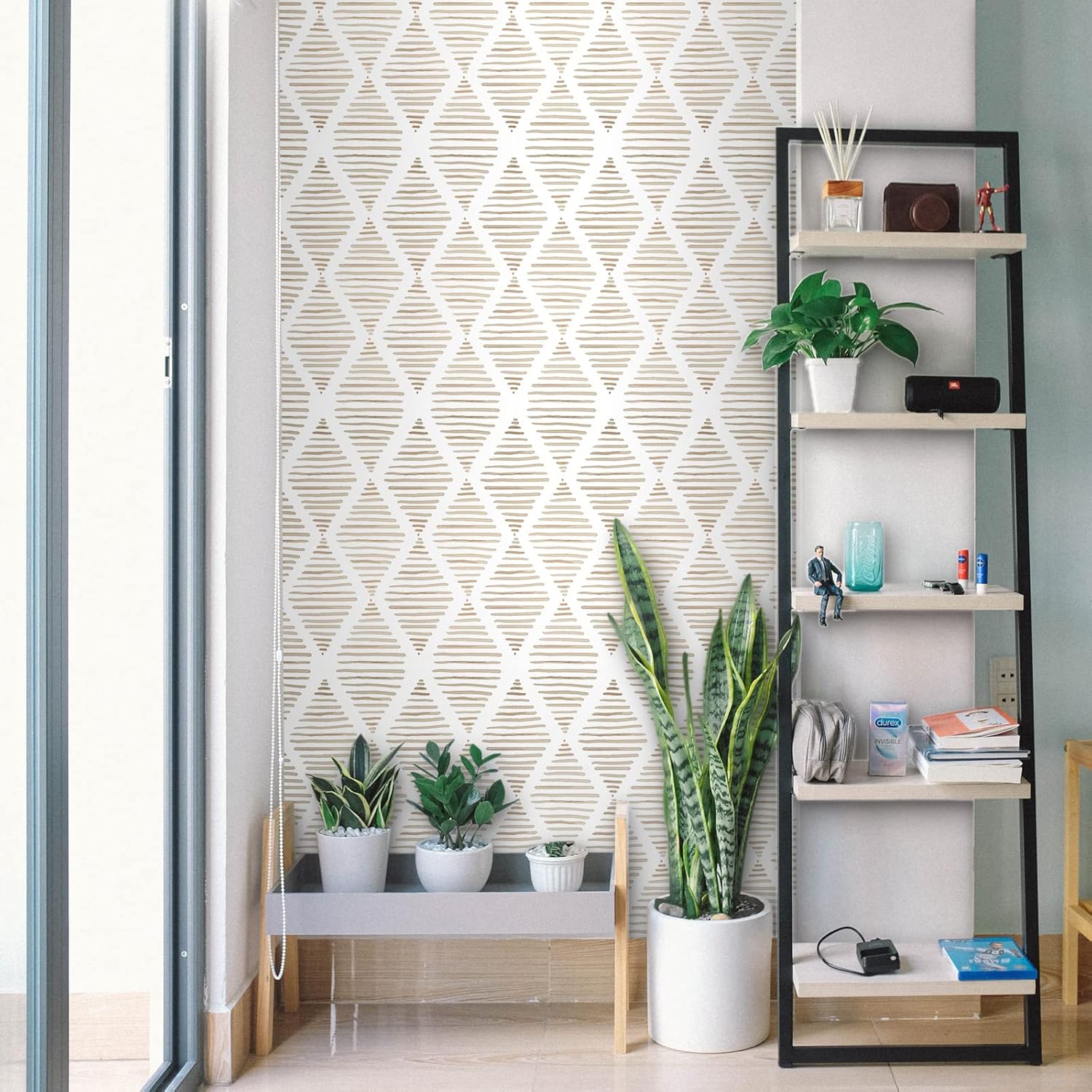 WENMER Papel tapiz geométrico para despegar y pegar de 17.3 x 590 pulgadas, papel tapiz a rayas beige, autoadhesivo, extraíble, papel tapiz adhesivo