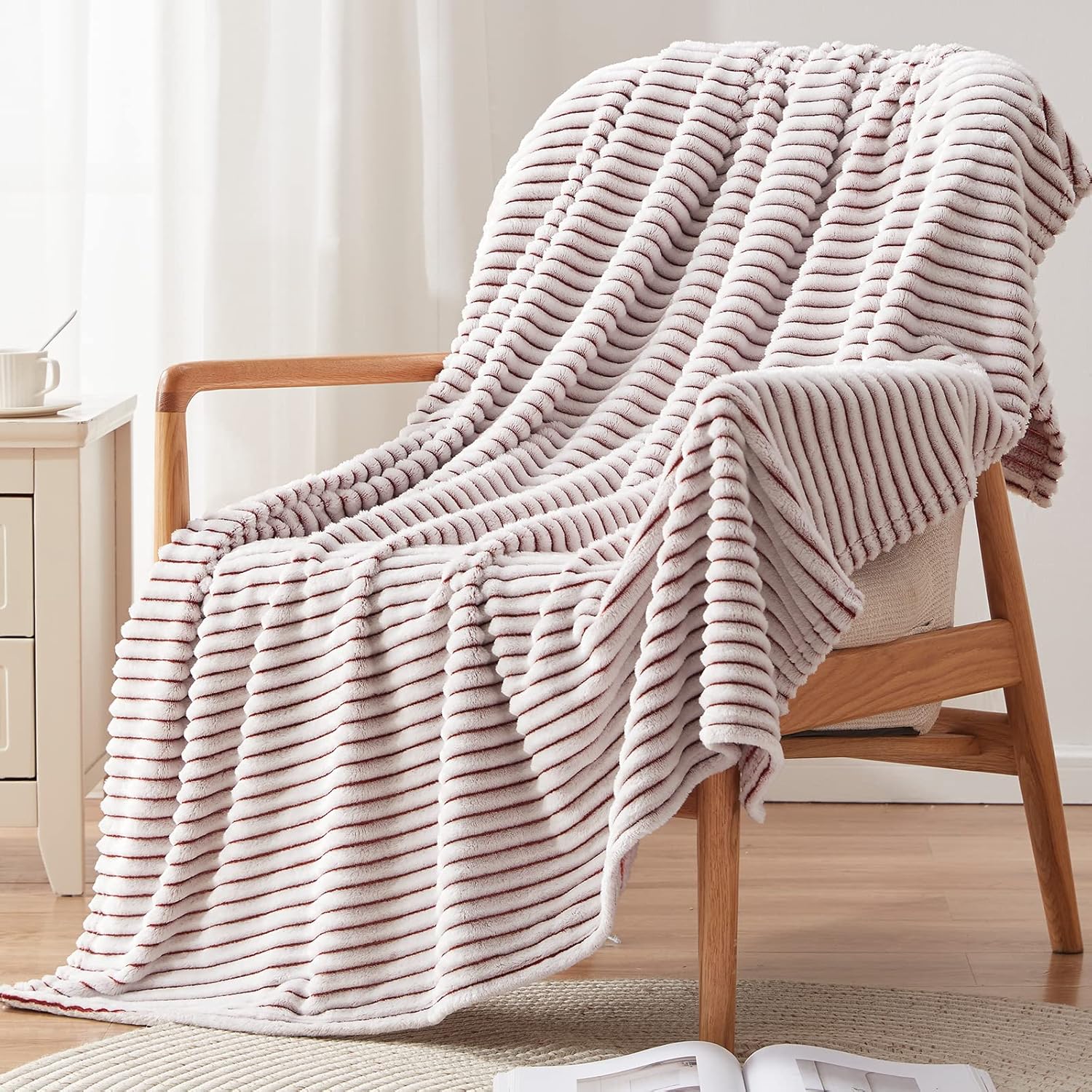 EMME Manta súper suave para mujer, cálida manta de franela de vellón para sofá, tamaño Queen, manta de cama jacquard acanalada 3D de felpa para
