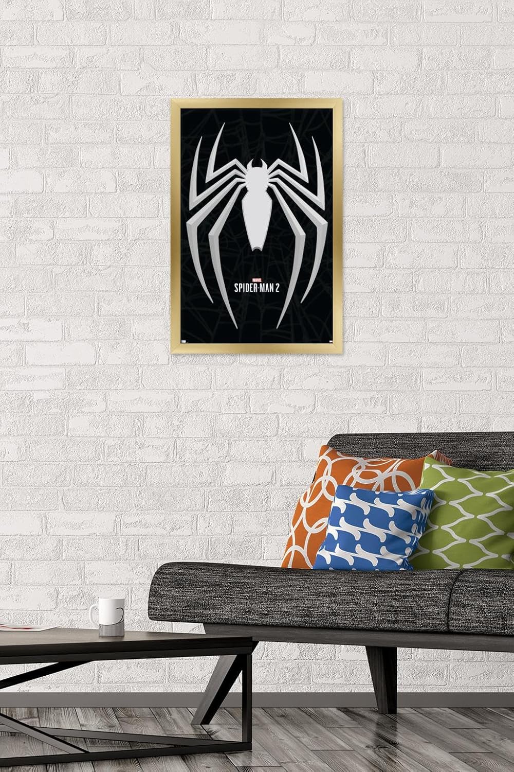 Trends International Marvel’s Spider-Man 2 – Póster de pared con icono de Peter Parker, 14.72 x 22.37 pulgadas, versión enmarcada en oro