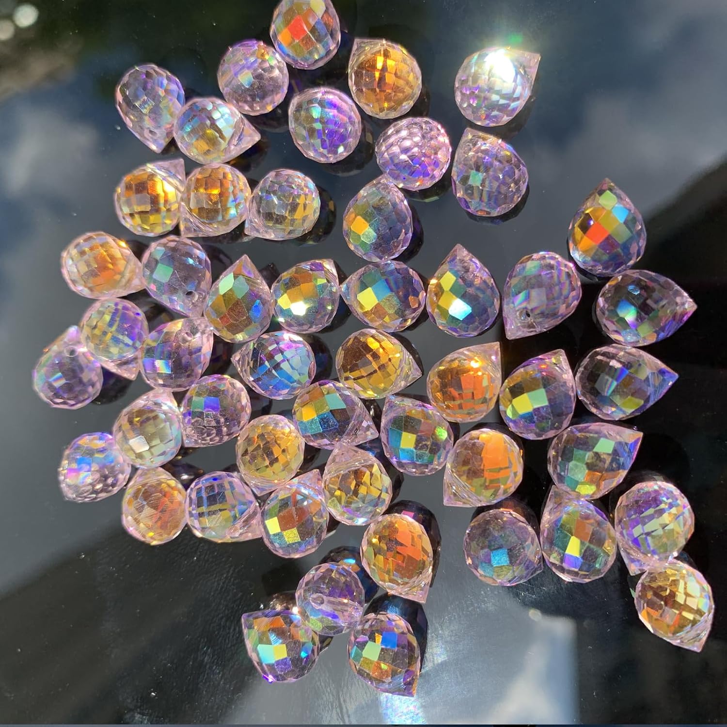 90 cuentas de cristal de lágrima de 0.315 pulgadas, cuentas de vidrio rosa brillante para fabricación de joyas, surtido de cuentas espaciadoras de