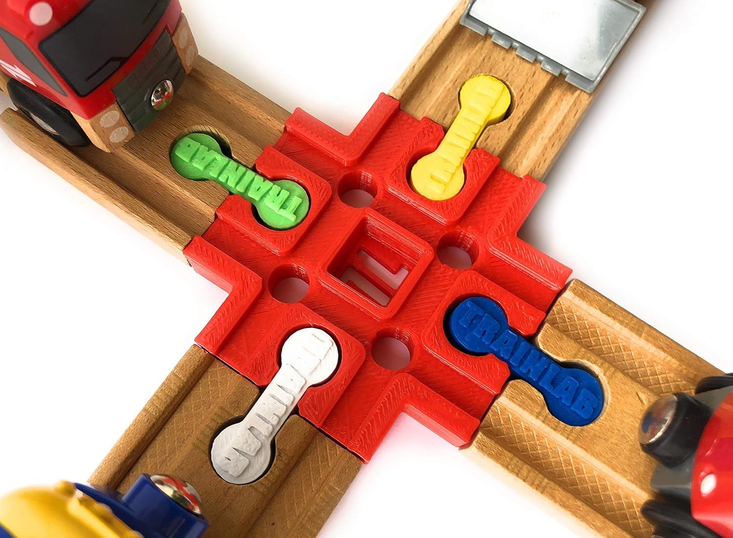 Conector de pista cruzada con huesos de perro para ferrocarril de madera (rojo)