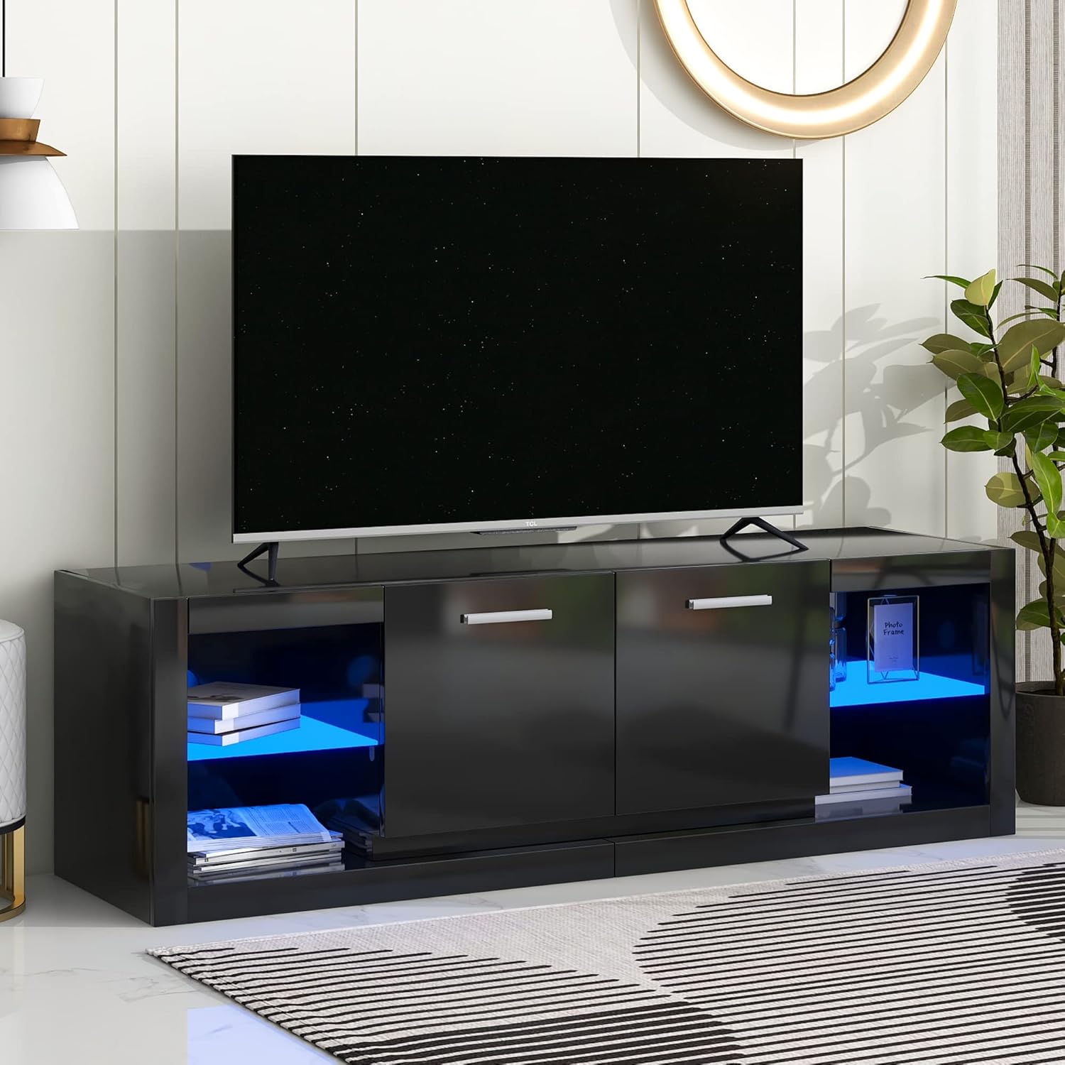 P PURLOVE Soporte de TV moderno con almacenamiento, soporte de TV LED negro, centro de entretenimiento para juegos, gabinete de TV con luces LED que