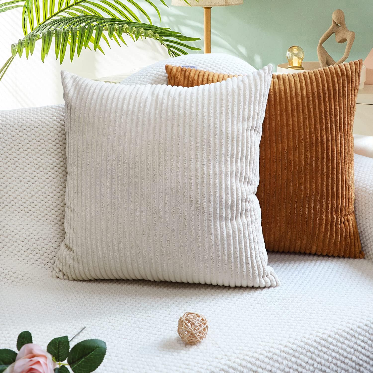 MEKAJUS Juego de 4 fundas de almohada decorativas de pana a rayas suaves, fundas de cojín cuadradas sólidas para decoración del hogar, sala de