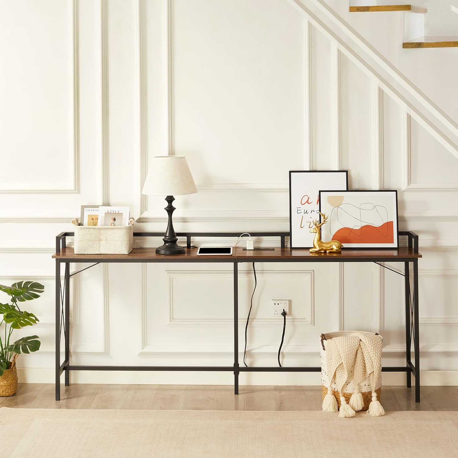 VECELO Mesa consola de 71 pulgadas con 2 salidas y 2 puertos USB, muebles de entrada con cable de alimentación de 9.8 pies de largo, deflector y