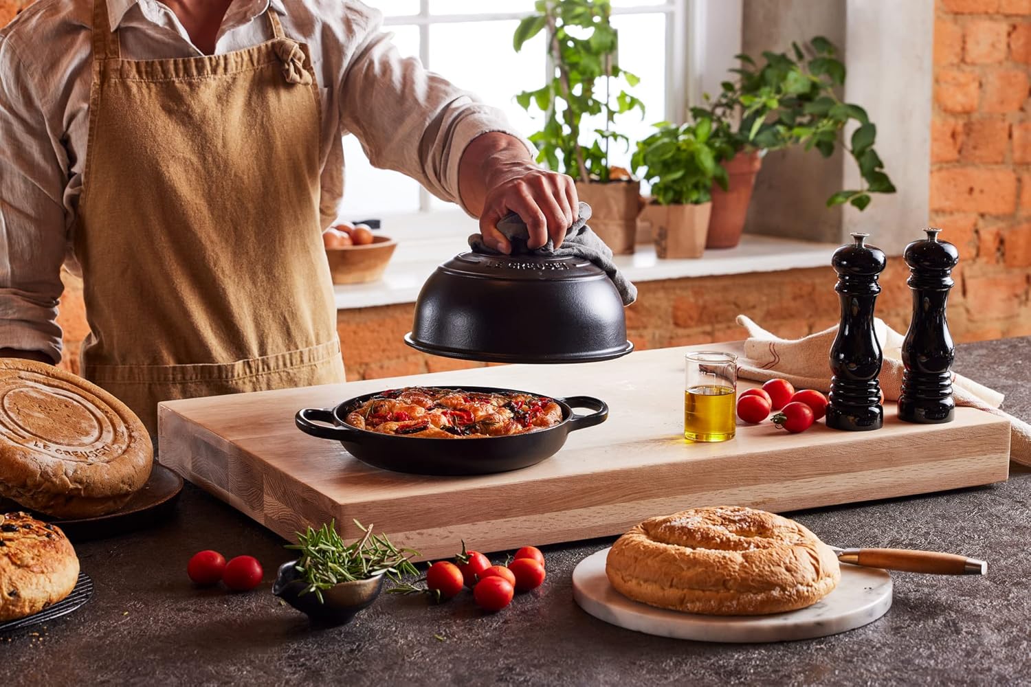 Le Creuset Horno de pan de hierro fundido esmaltado, ostras