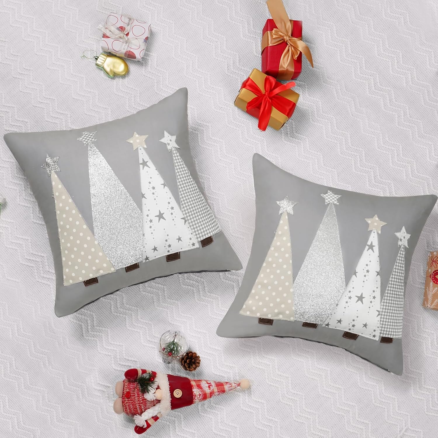 Juego de 2 fundas de almohada de Navidad de 18 x 18 pulgadas, fundas de almohada plateadas brillantes y elegantes con árbol de Navidad para