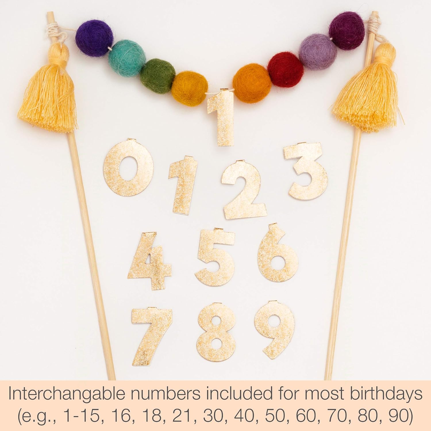 Decoración de pastel de cumpleaños con pompones de arcoíris con números de edad personalizables, decoración de fiesta preencordada hecha a mano de